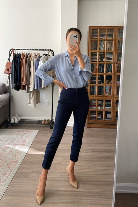 Spring business casual workwear 

Everlane silk blouse 0
Ann Taylor work pants 00P

Linked additional pant and shoe/flat options! 