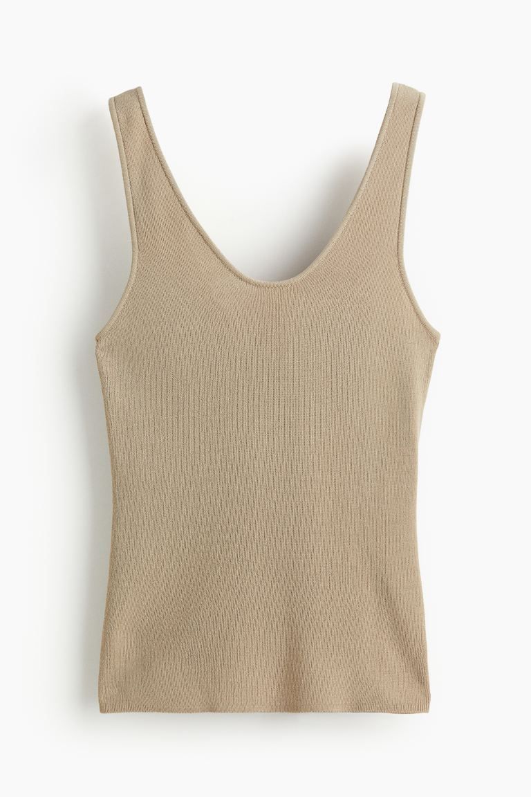 Knitted vest top - Beige - Ladies | H&M GB | H&M (UK, MY, IN, SG, PH, TW, HK)