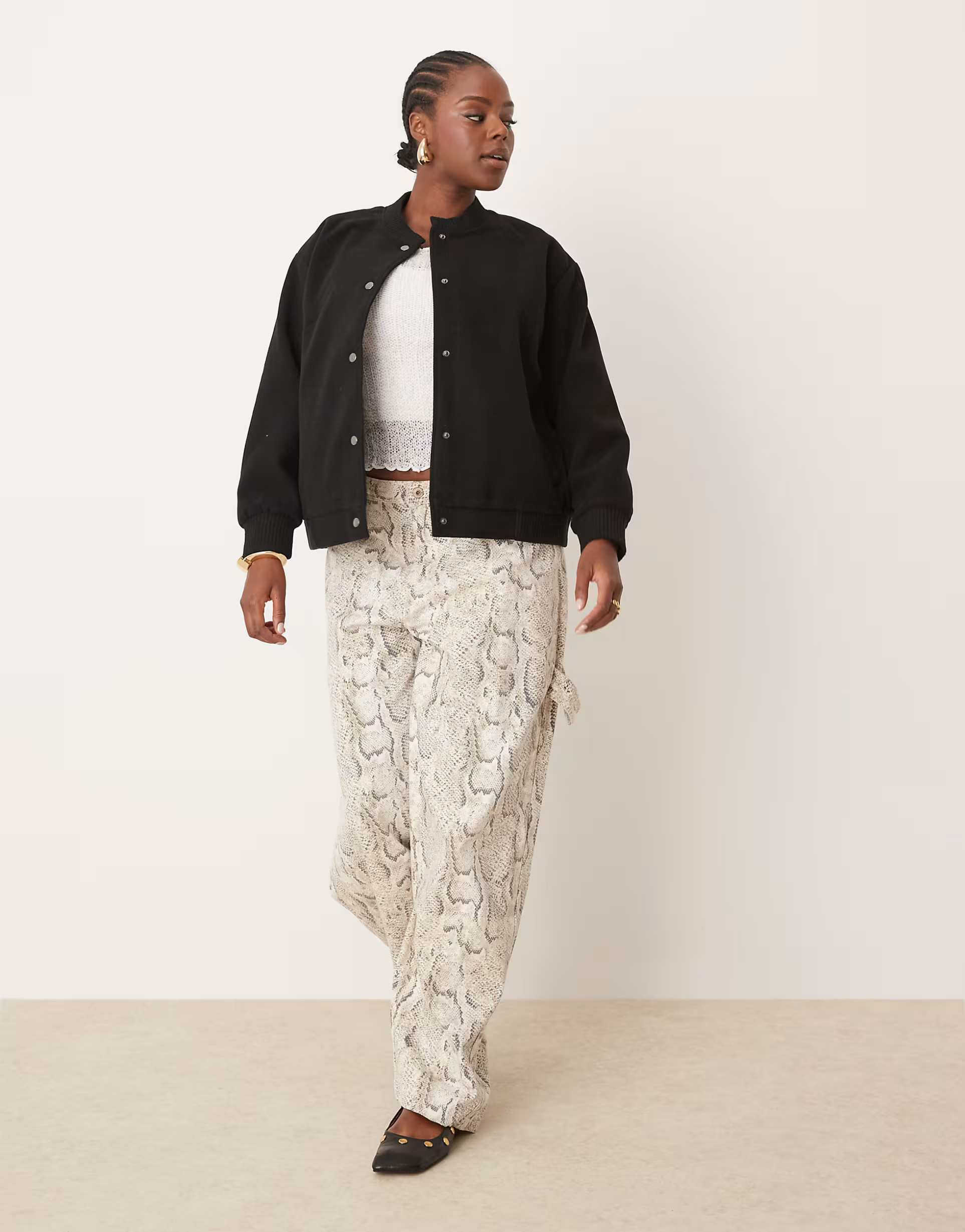 New Look Curve cropped popper bomber jacket in black | ASOS (Global)