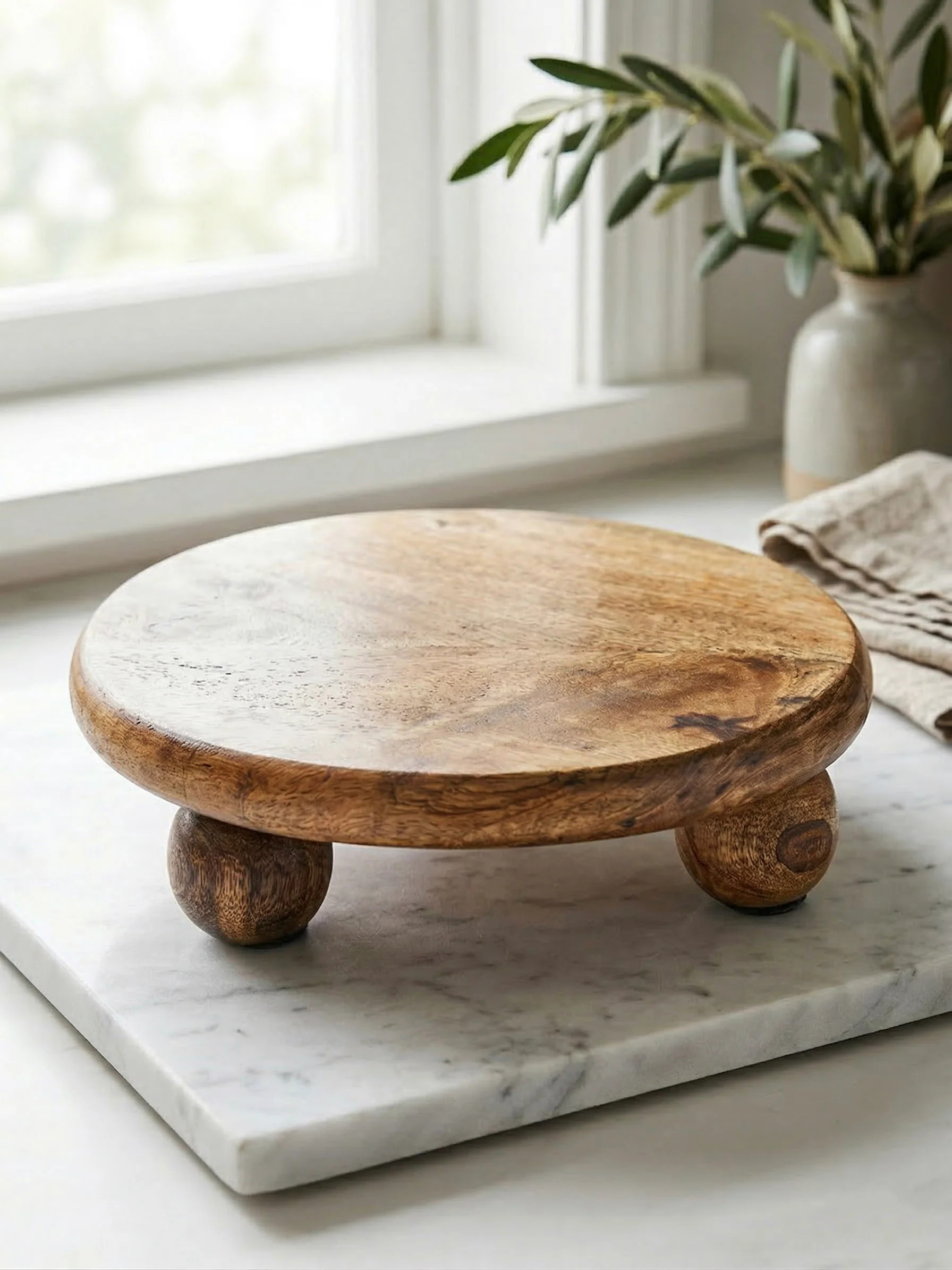 Carved Mango Wood Pedestal Riser | MJHome