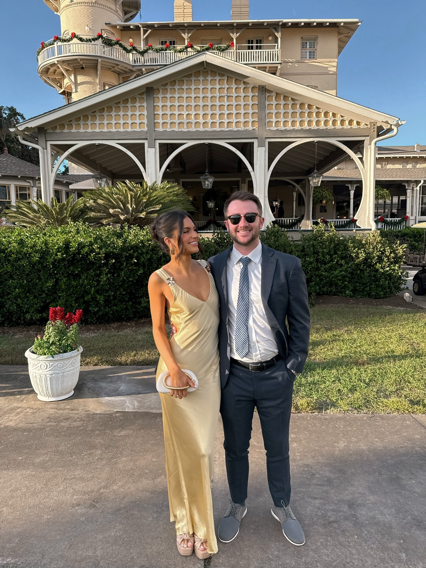 This dress comes in a new color! 

#LTKWedding #LTKPetite #LTKHoliday