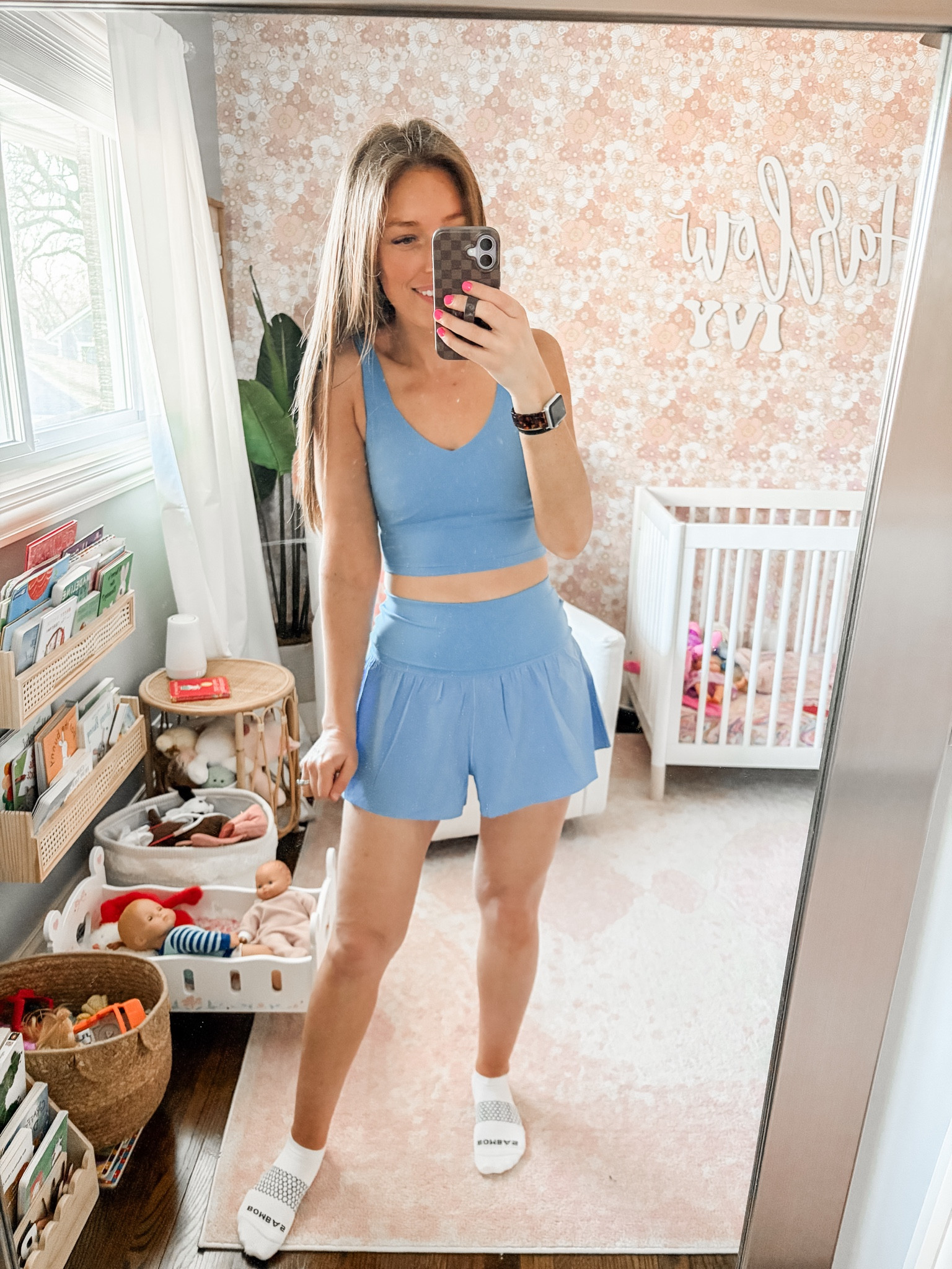 Wearing size S in shorts and sports bra 

Loungewear / activewear / shorts / summer outfit 