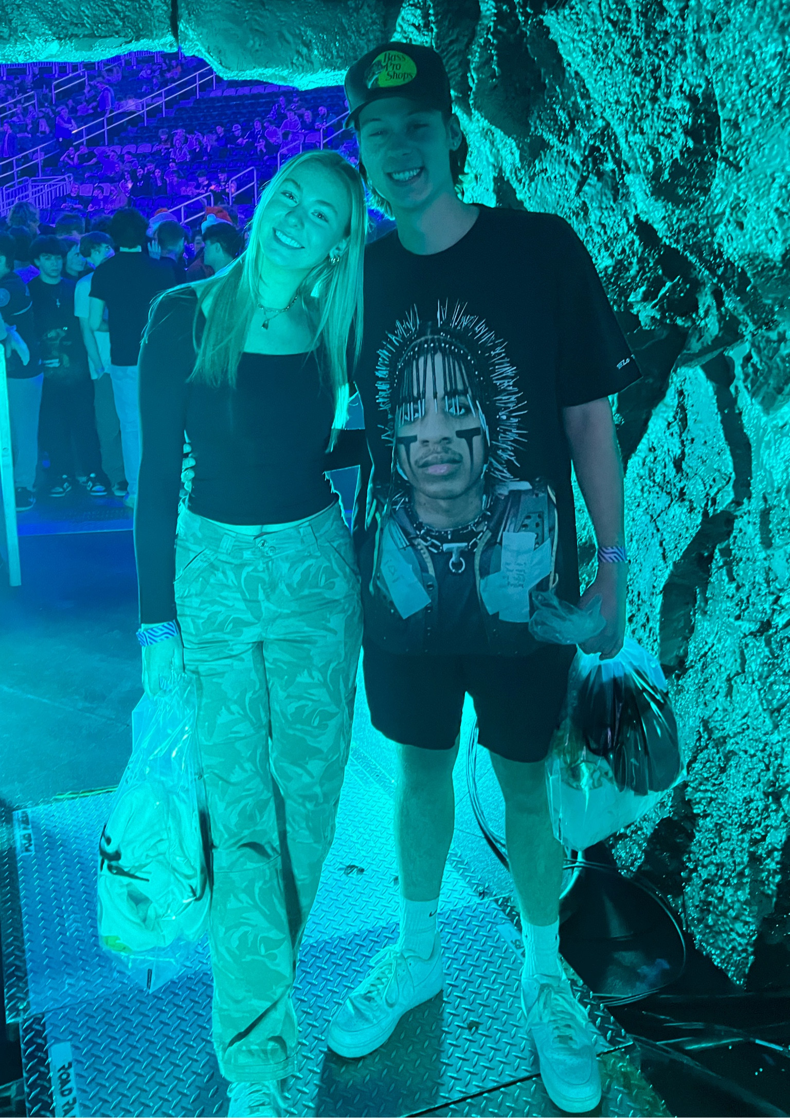 Travis Scott Fit🖤

Bottoms - 26 L
Top - S

#LTKbeauty #LTKSeasonal #LTKparties