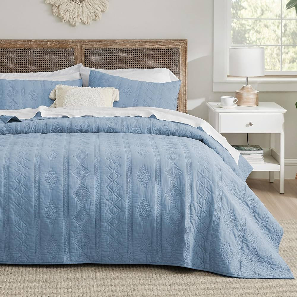 Bedsure 100% Cotton Quilt Set, Lightweight Queen Bedspread, Mineral Blue Cozy Bedding Coverlet 3-... | Amazon (US)