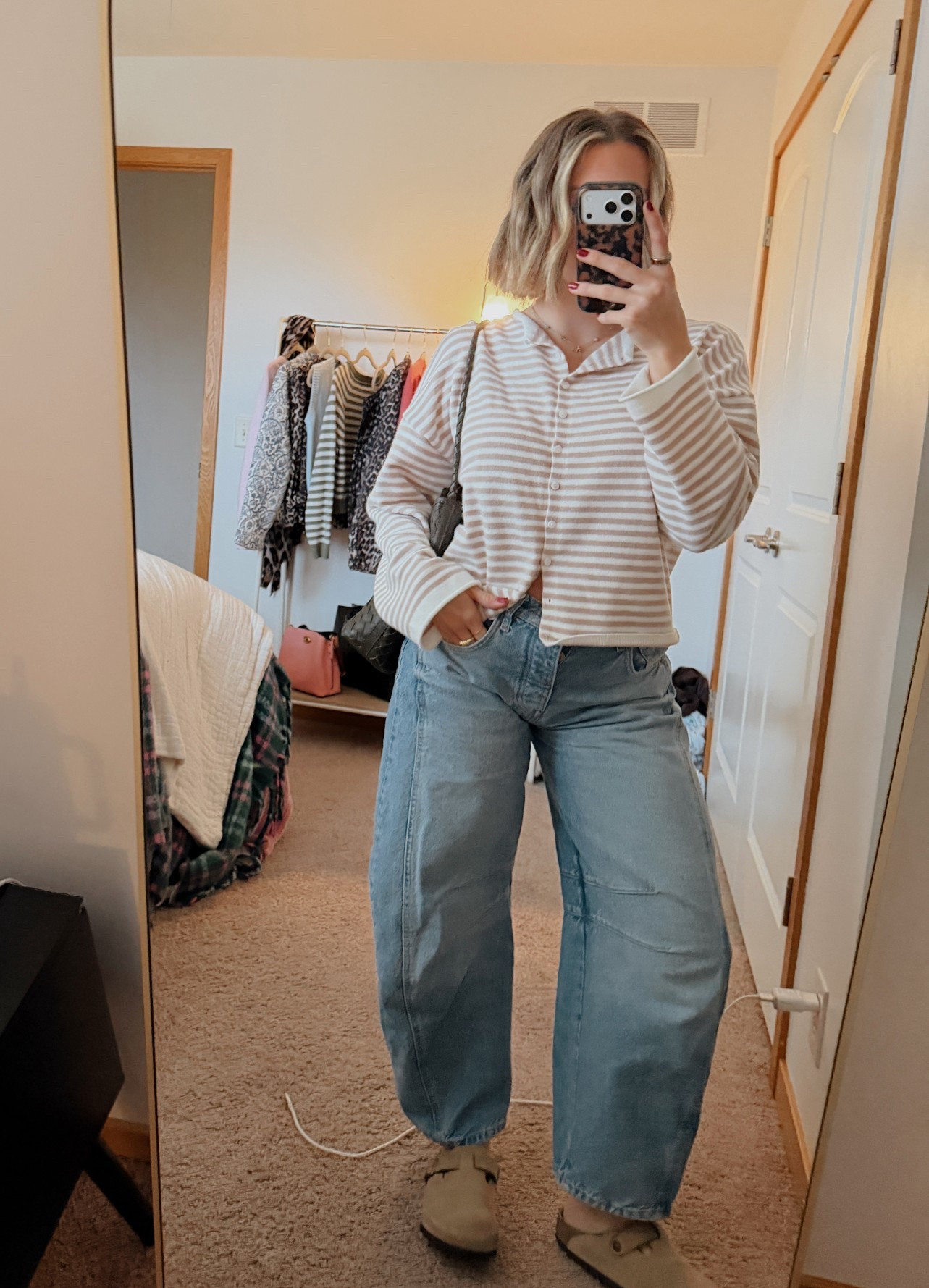 cozy & chic #freepeople #barrellegjeans #stripes #cardiganlover #affordableknitwear

#LTKootd #LTKPetite #LTKSeasonal