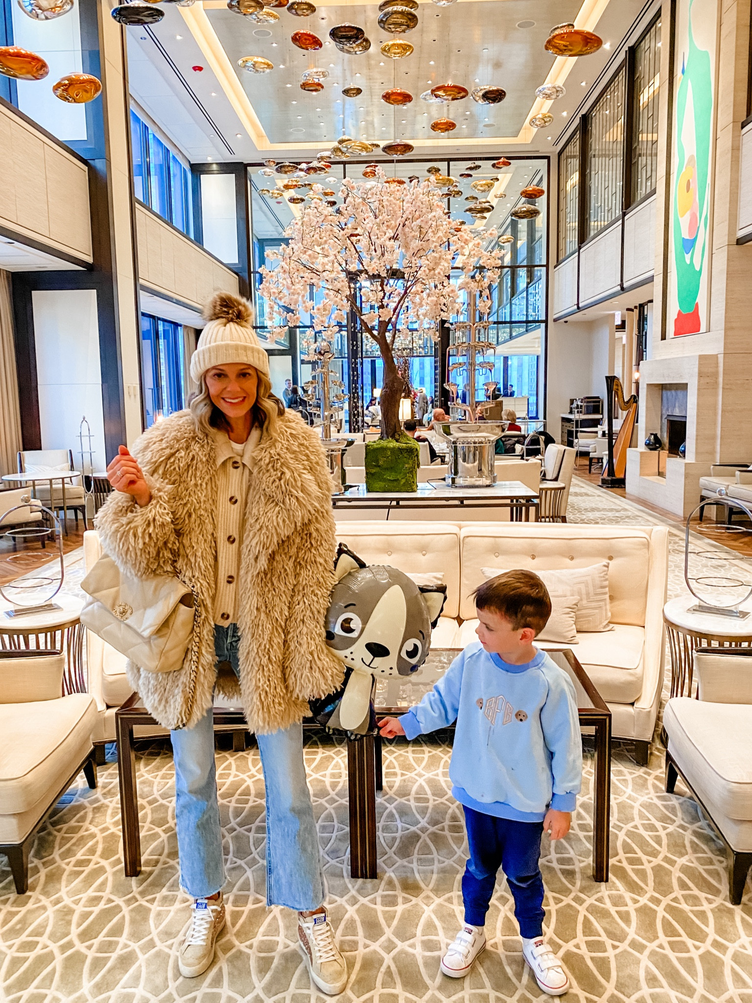 Alright y’all, I think I need to move to cooler weather just so I have a reason to wear this teddy bear jacket more. It feels like I’m an actual teddy bear in it! 