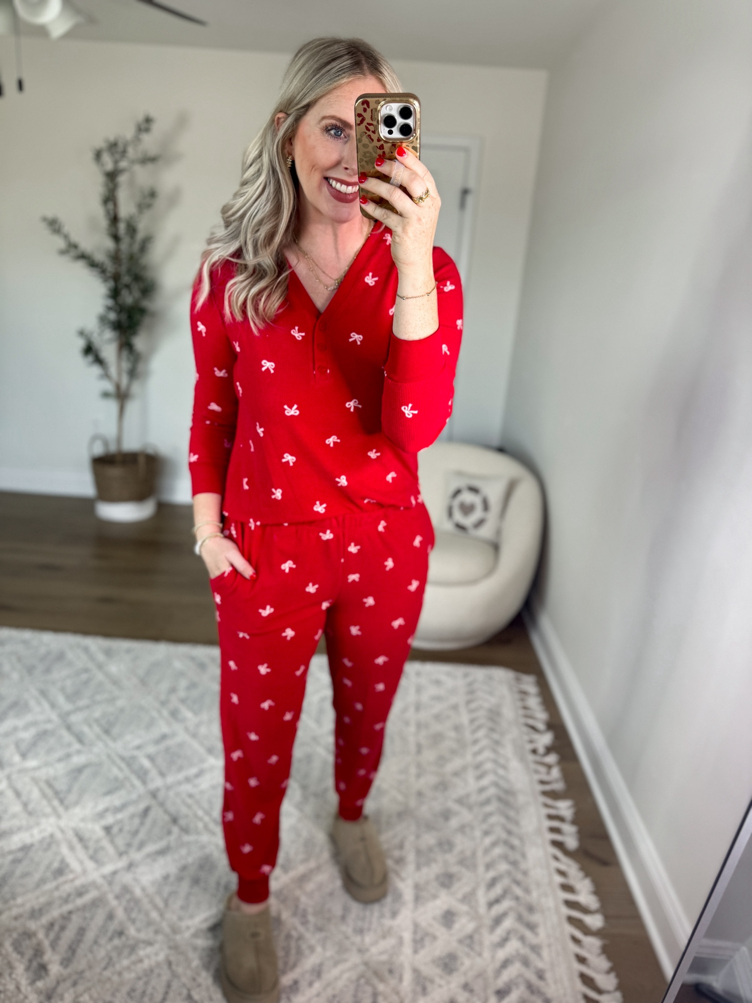 Daily try on, Walmart fashion, bow pajamas, joypsun, Christmas pjs

Medium 

#LTKFindsUnder50 #LTKHoliday