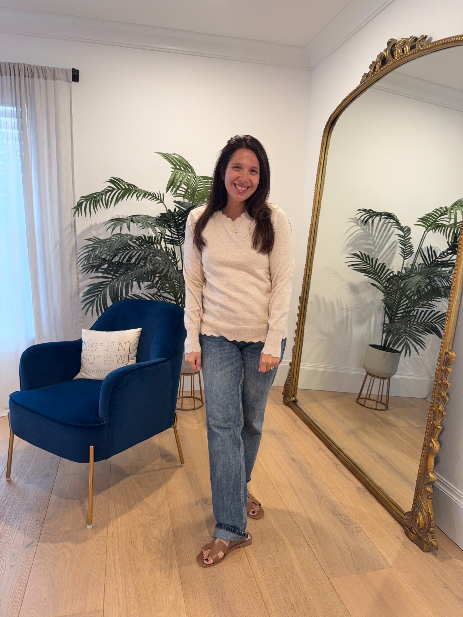 Scalloped sweater, loose in a good way! #scalloped 

#LTKgrwm #LTKootd #LTKmomlife