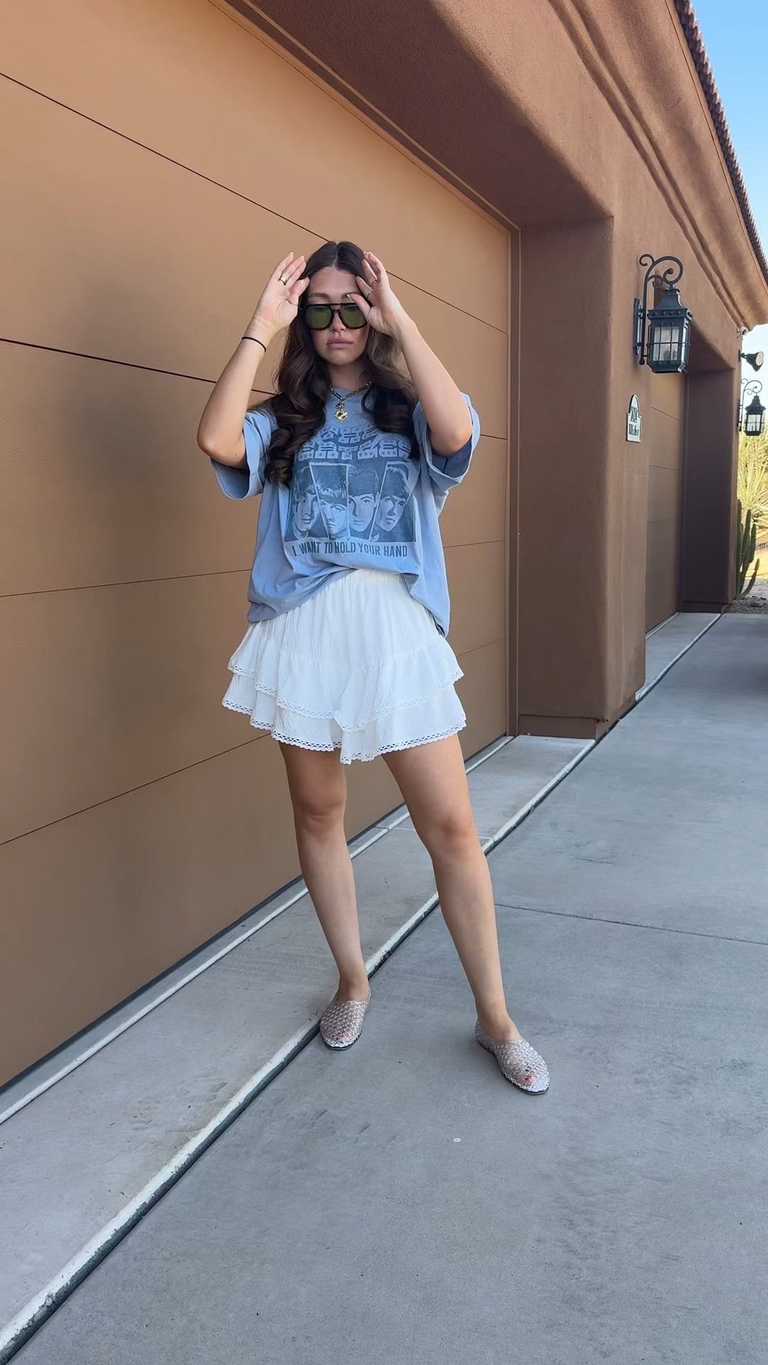 Mom approved outfit // fun and flirty 💃🏻 this skirt is actually a skort! Wearing my true size in skort and went up to XL in tshirt! 