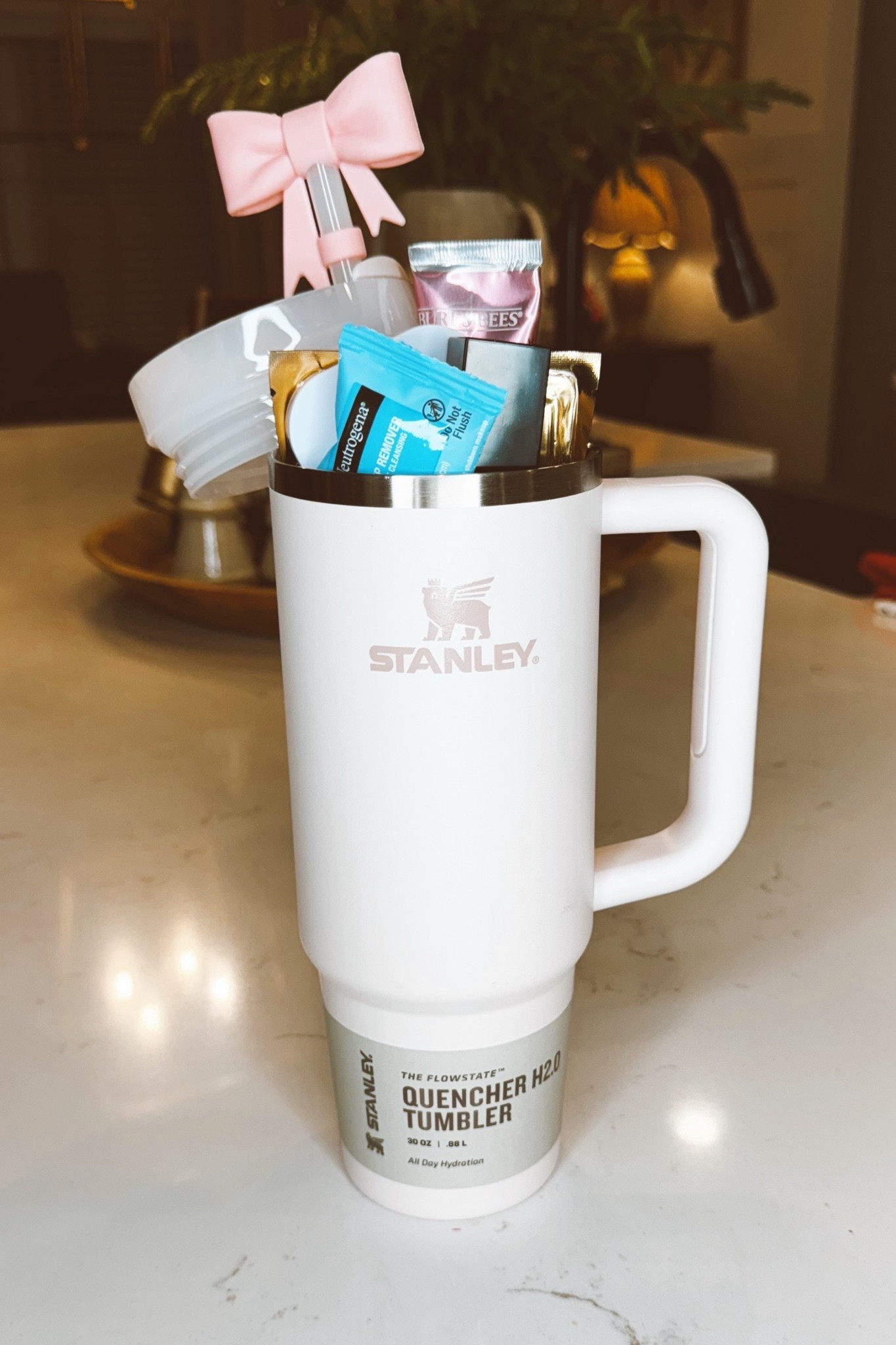 This Stanley isn’t just for water—it’s a whole beauty bar on the go! 💄✨ Packed with everything you need to stay fresh, fab, and hydrated—eye patches, lip gloss, hand sanitizer, and all the essentials. Who says beauty and hydration can’t be besties? 💕💧 #BeautyOnTheGo #StanleyStyle"


#LTKGiftGuide #LTKBeauty #LTKHoliday

#LTKHoliday #LTKGiftGuide #LTKdayinmylife