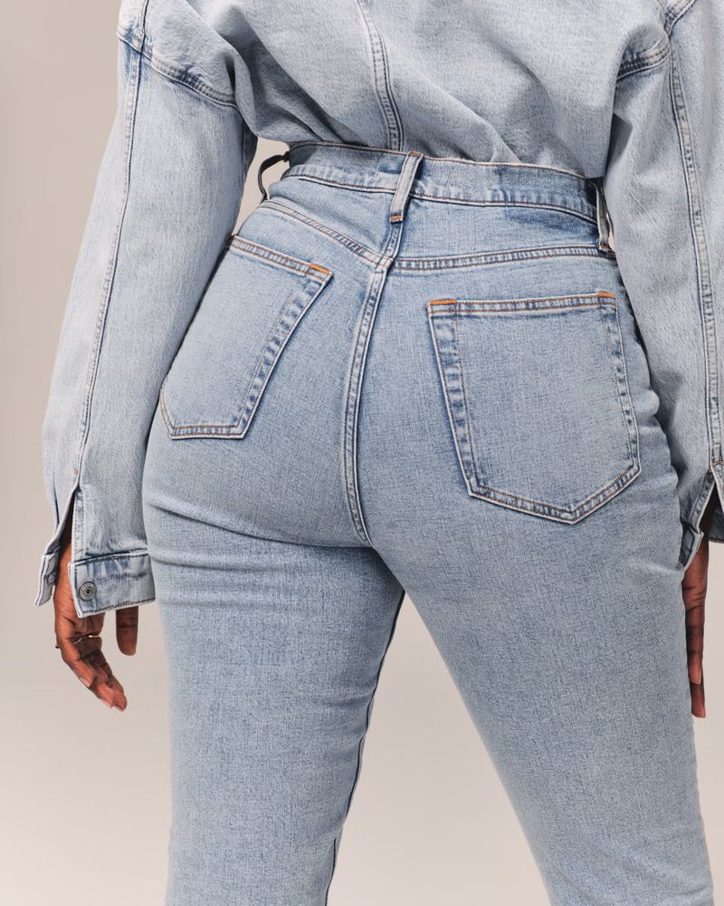 Women's Curve Love Ultra High Rise 90s Slim Straight Jean | Women's Clearance | Abercrombie.com | Abercrombie & Fitch (US)