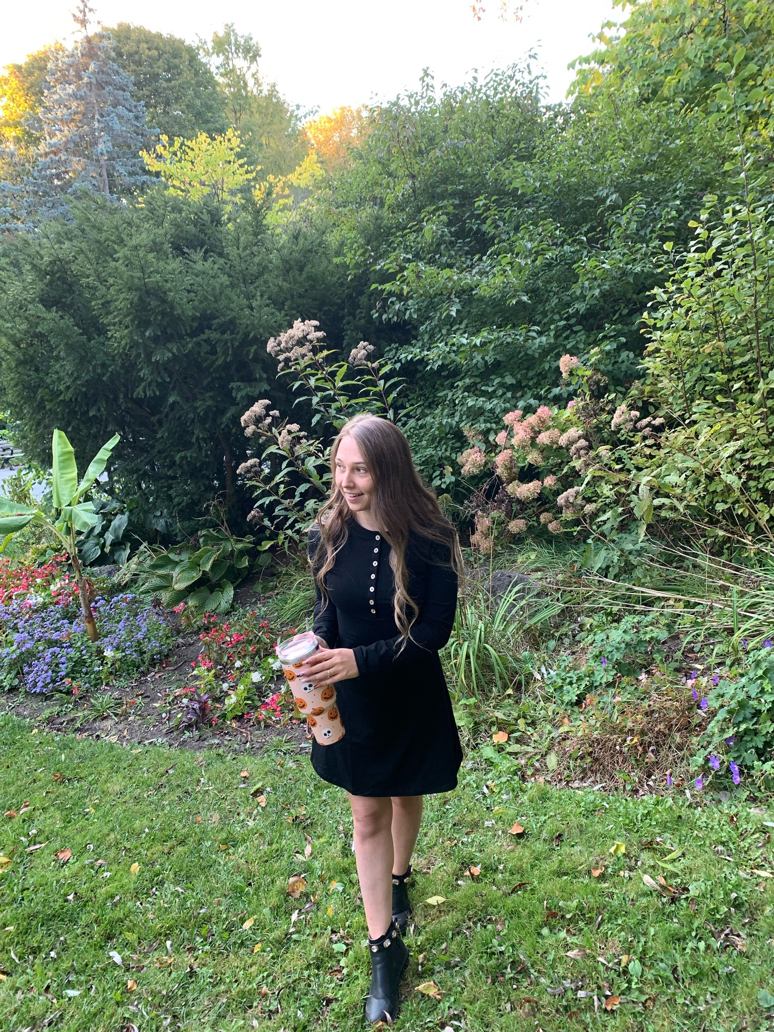 Ready for fall with @shewinofficial
Use code: Sammi10 ( extra 10% off for any order)

#LTKVideo #LTKSeasonal #LTKHalloween