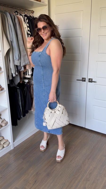 This dress has me absolutely snatched! Comes in a few other washes, a mini and a strapless version too. Size XL Tall

Follow @curvestocontour on @shop.LtK for more casual size 14 outfits 

#elevatedbasics #size16 #size14style #curvystyle #springdress #denimdress #nashvillestyle 

spring outfit dresses, country concert what to wear, denim dresses, what to wear for Nashville, midsize fashion ideas, bodycon dress, curvy friendly fashion

#LTKshoecrush #LTKSeasonal #LTKmidsize