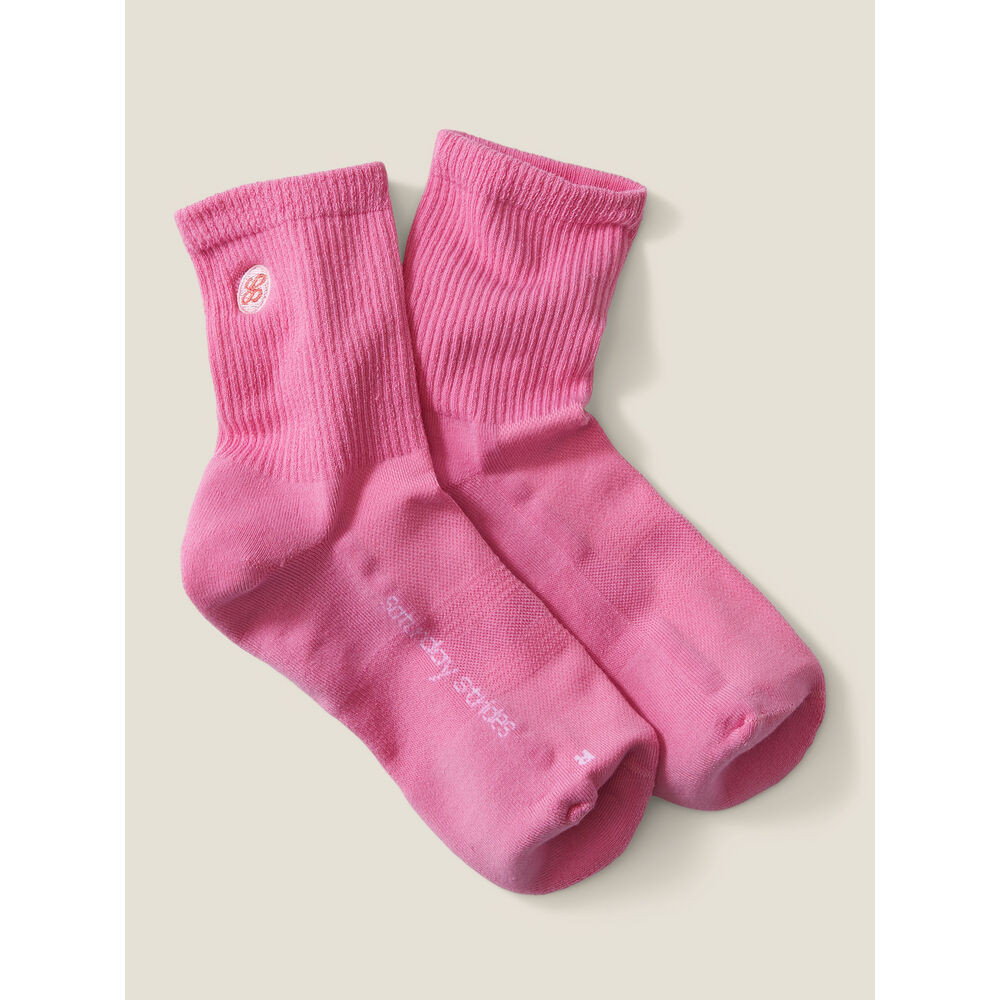 Saturday Strides Essential Crew Socks Women's M | Title Nine