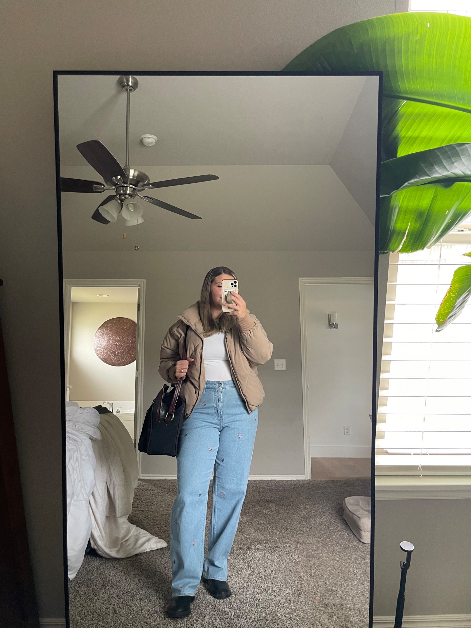 Staying warm this season with this perfect puffer jacket. ❄️☁️☃️

Amazon | jacket | fall outfit | ootd | amazon finds



#LTKootd #LTKFindsUnder100 #LTKMidsize