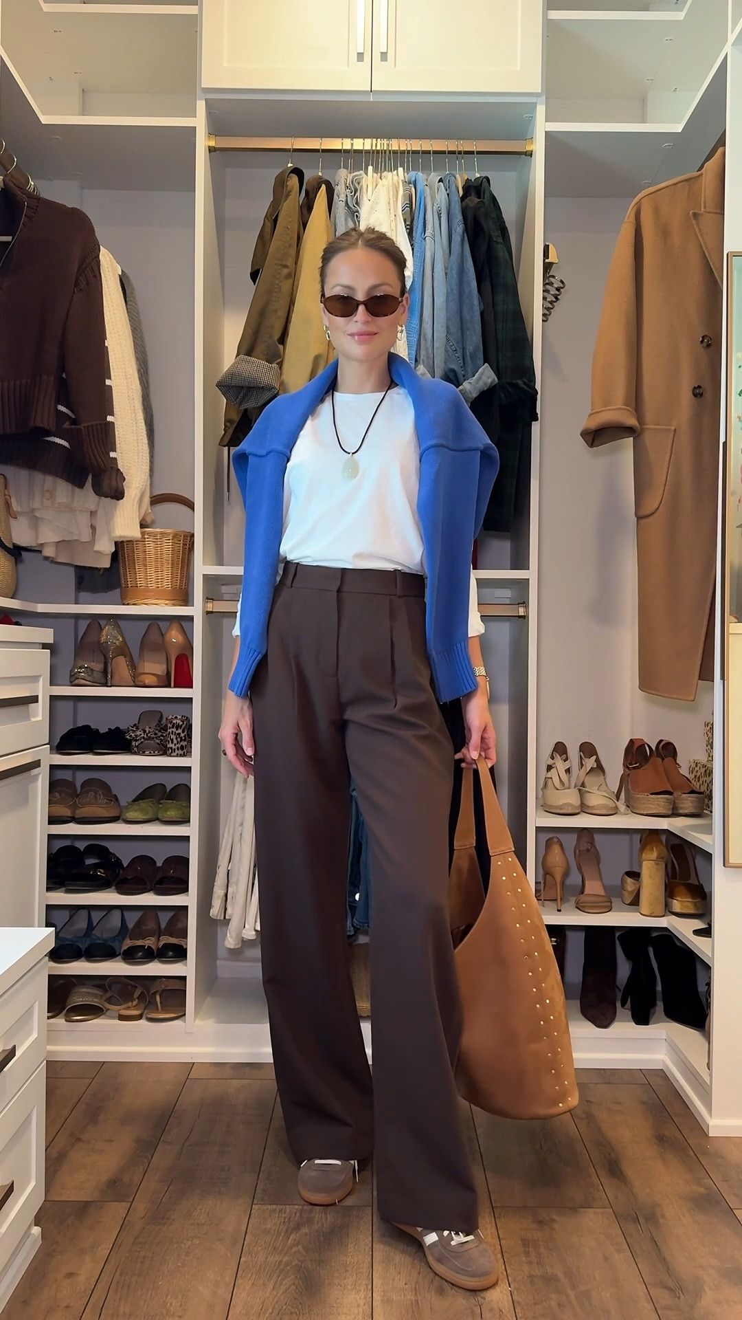 Love these brown trousers styled casually and also work appropriate for this fall! I went with the long length, I’m 5’7 & I like my pants almost touching the floor.
