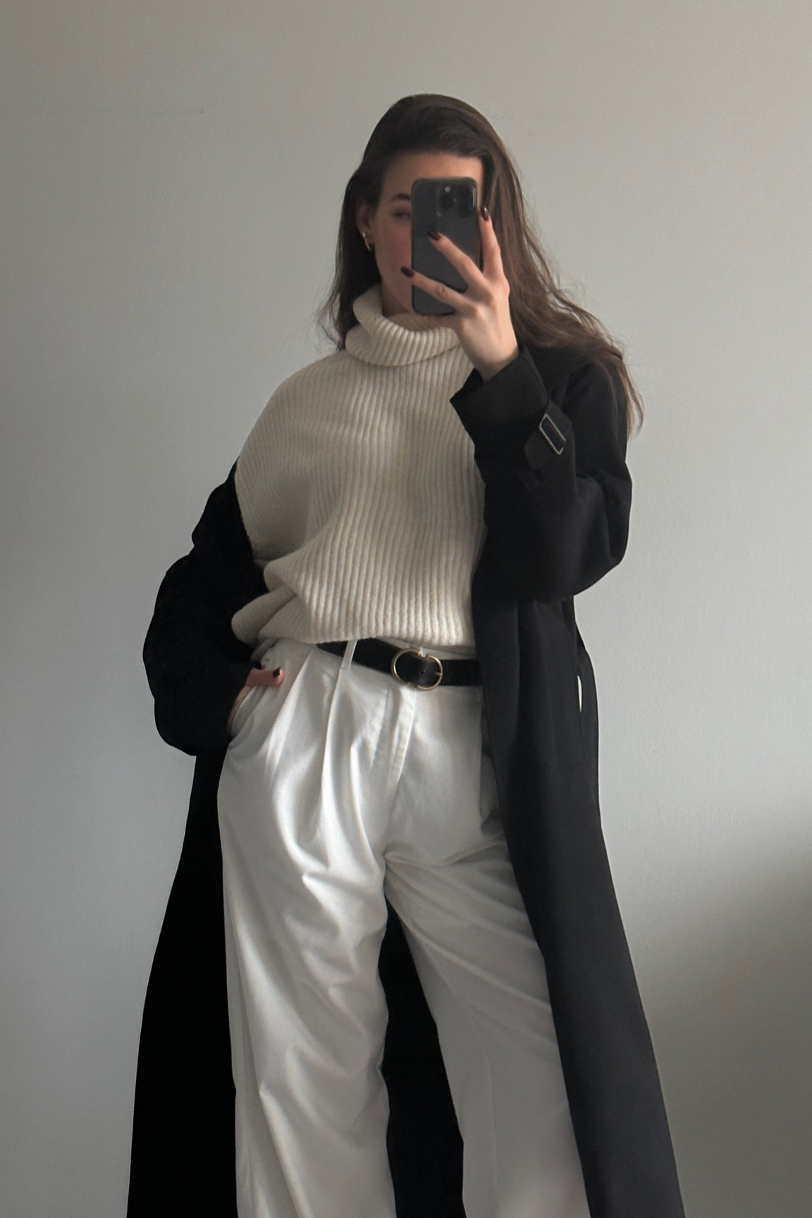 white & black always 
[ original pants from Commense ]

#LTKfindsunder50 #LTKstyletip #LTKworkwear