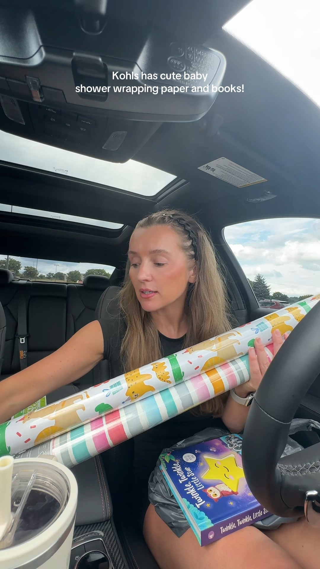 Gift wrapping for a baby shower! #BabyShower