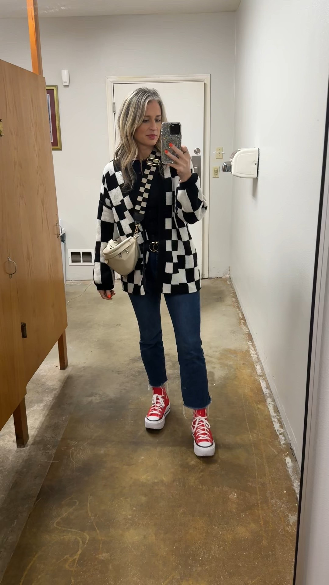 After church bathroom selfie 

#LTKFindsUnder50 #LTKdayinmylife