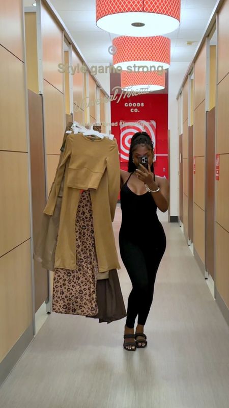 My measurements:

28 waists
40 hips 
35 bust 
5’5 height 

Look 1:
Top- xxs (it was too tight) need S 
Bottoms- medium 

Look 2:
Small

Look 3:
Small 

Look 4:
Top- small
Bottom- Size 4 (i sized down. I normally wear 8 in zara or medium in pants

Look 5:
Top- small
Skirt- small 

#LTKSeasonal #LTKstyletip #LTKVideo