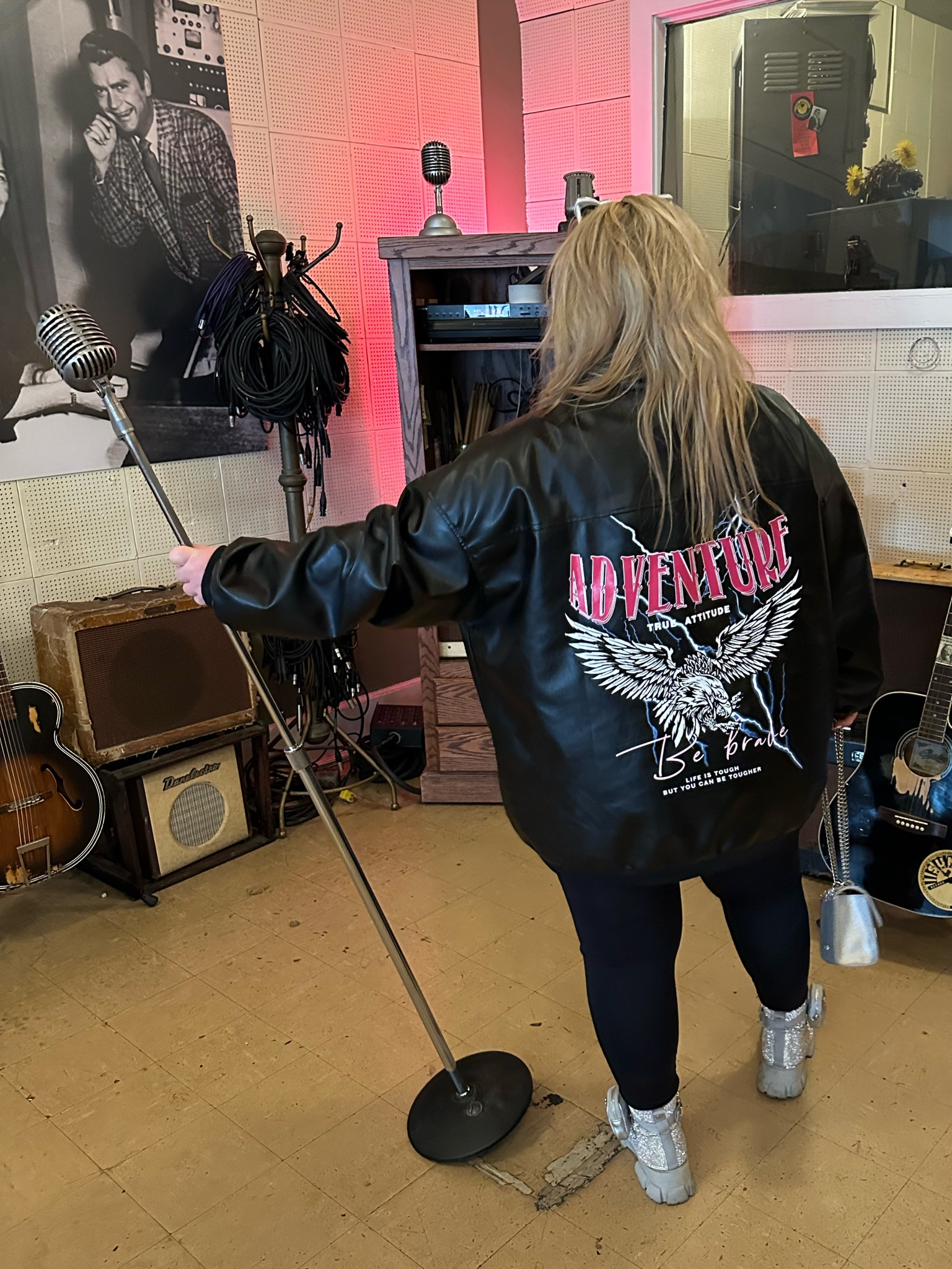My fave leather jacket 🥹🖤

#LTKfit #LTKSeasonal #LTKcurves