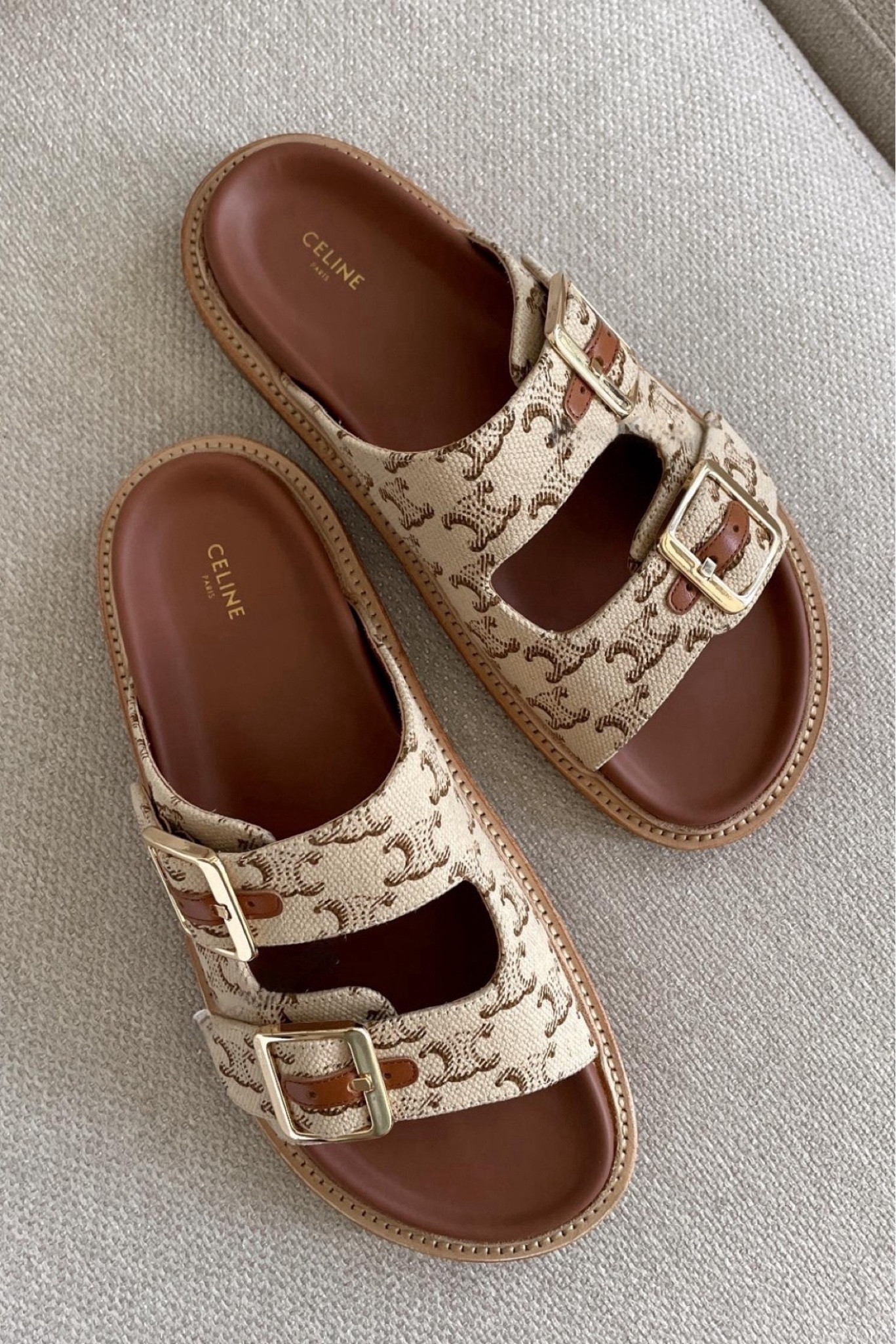 Celine Sommer Sandalen Summer Sandals Dhgate 

#LTKstyletip #LTKSeasonal #LTKfindsunder100
