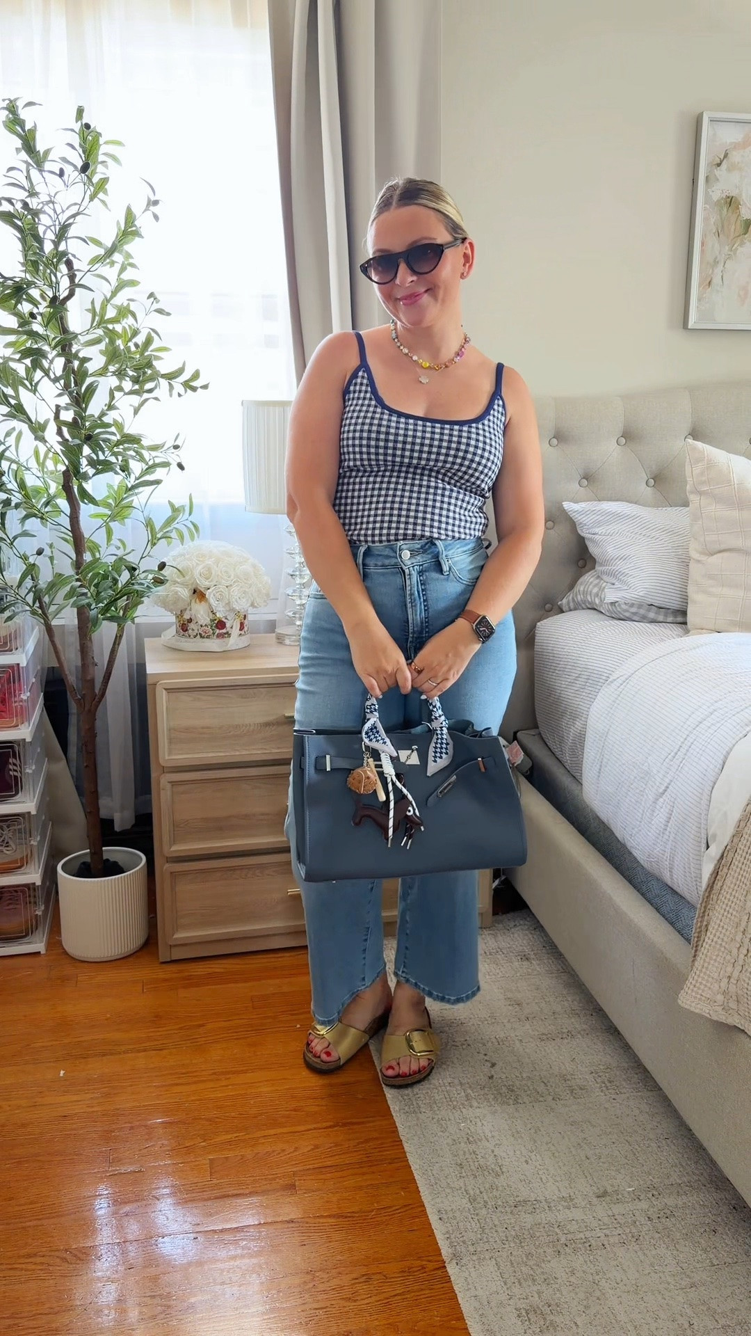 If you LOVE comfy, these are for you! 5’5 || 145ish lbs || wearing a 6/28

Good American cropped palazzo jeans, Good American jeans, cropped wide leg jeans, high waisted jeans, light wash denim, flattering jeans, everyday denim, premium denim, casual outfit, chic mom style

#LTKmomlife #LTKSaleAlert #LTKootd