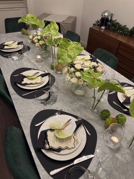 John lewis, Amazon, Lind dna, Selfridges, H&m home, Flowerbx, Odd muse, Sambonet, Ebay, Lsa, table setting, dinner party, christmas party, new year’s eve, home interior, holiday party, home decor, festive party 

#LTKeurope #LTKSeasonal #LTKhome
