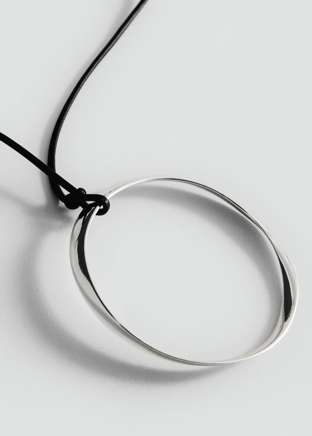 Hoop pendant necklace silver - Woman - One size - MANGO | Mango (US/MX/AU)
