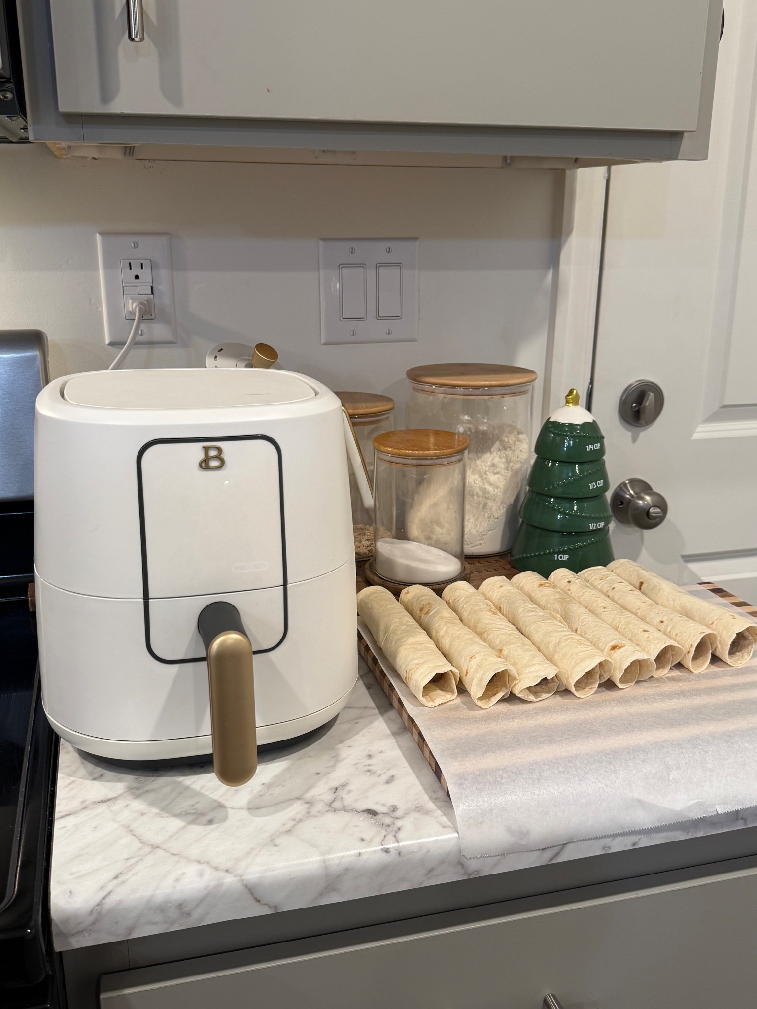 One of my favorite kitchen items - this gorgeous air fryer 

#LTKfoodie #LTKHome #LTKGiftGuide