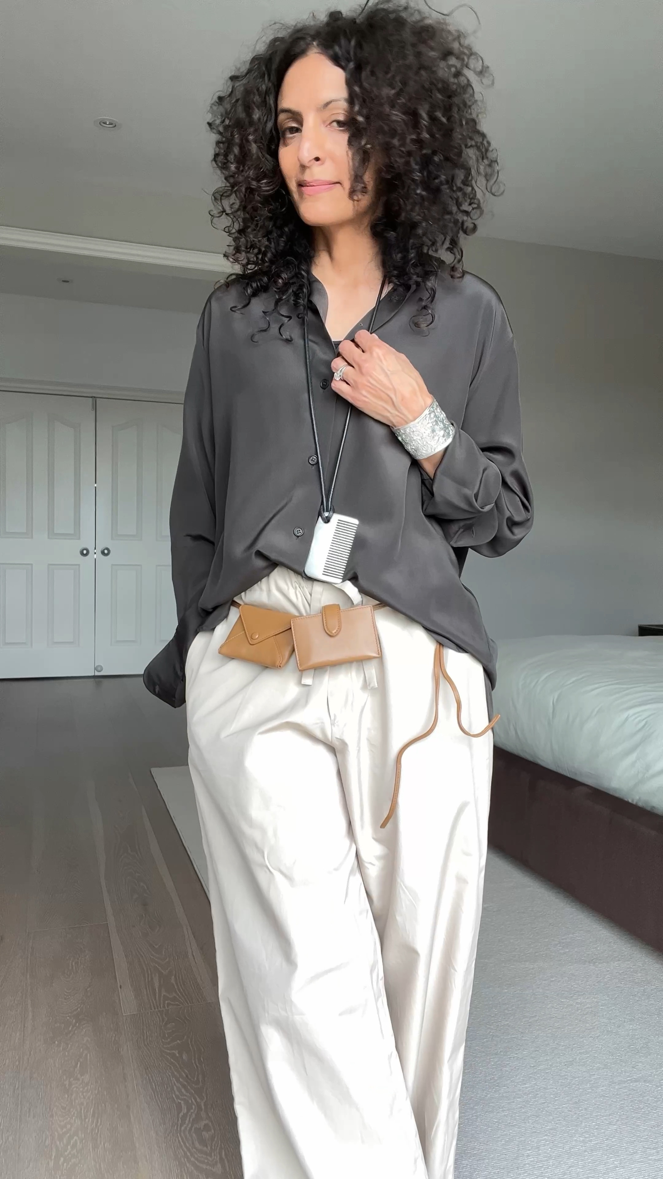 Neutrals - for the bag, I’ve linked the sage Cuyana as that’s the one I prefer with this look. #cuyana 