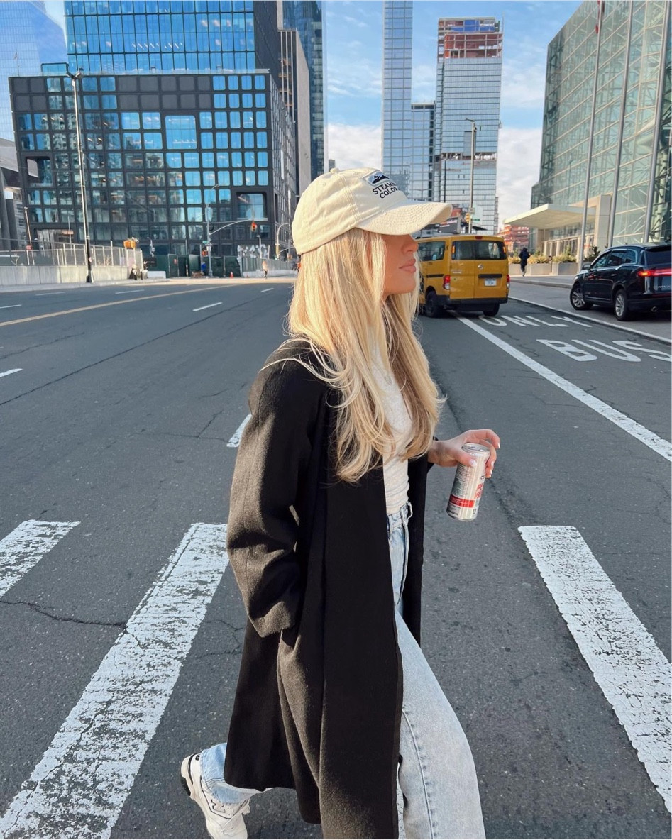 sleek & sporty look - nyc moments 🤍

#LTKstyletip