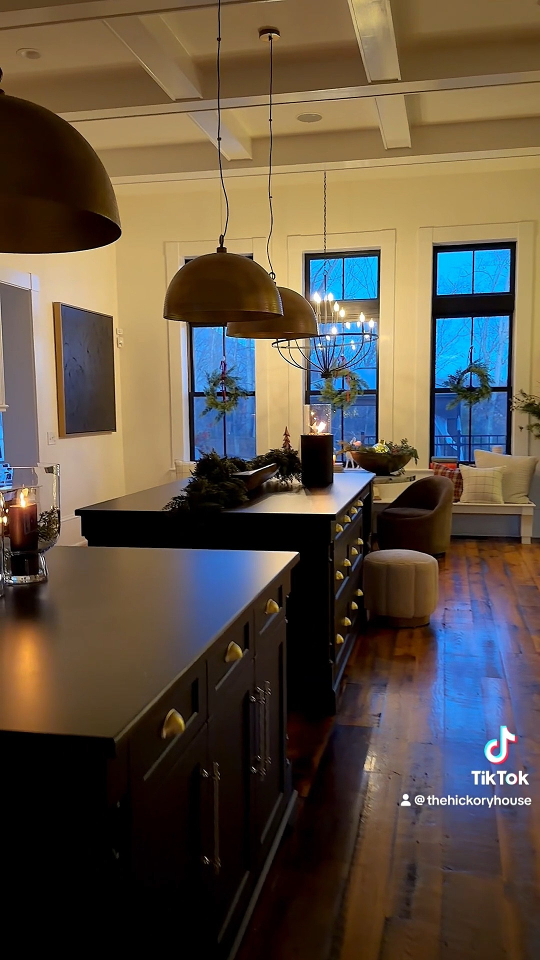 Happy December first!

#LTKSeasonal #LTKHoliday #LTKGiftGuide