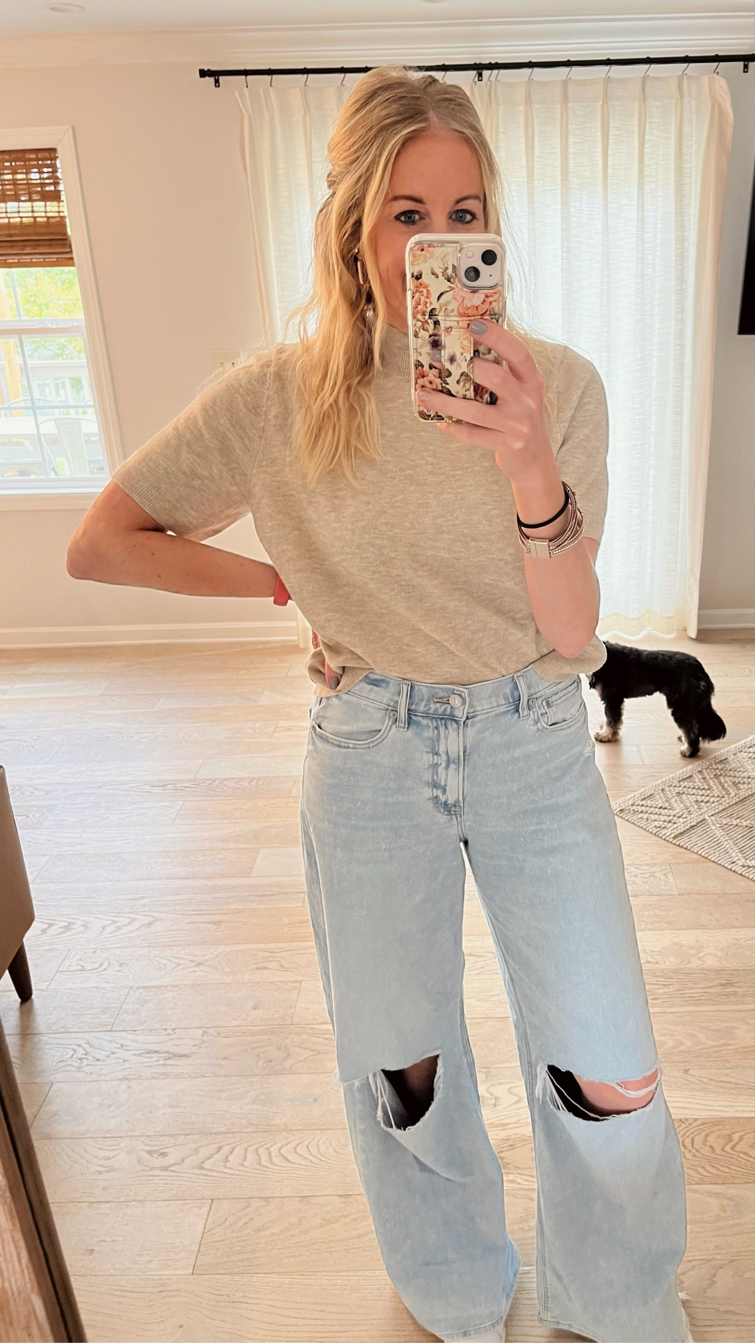 Great lightweight fall sweater and jeans  

#LTKFindsUnder50 #LTKStyleTip #LTKSeasonal