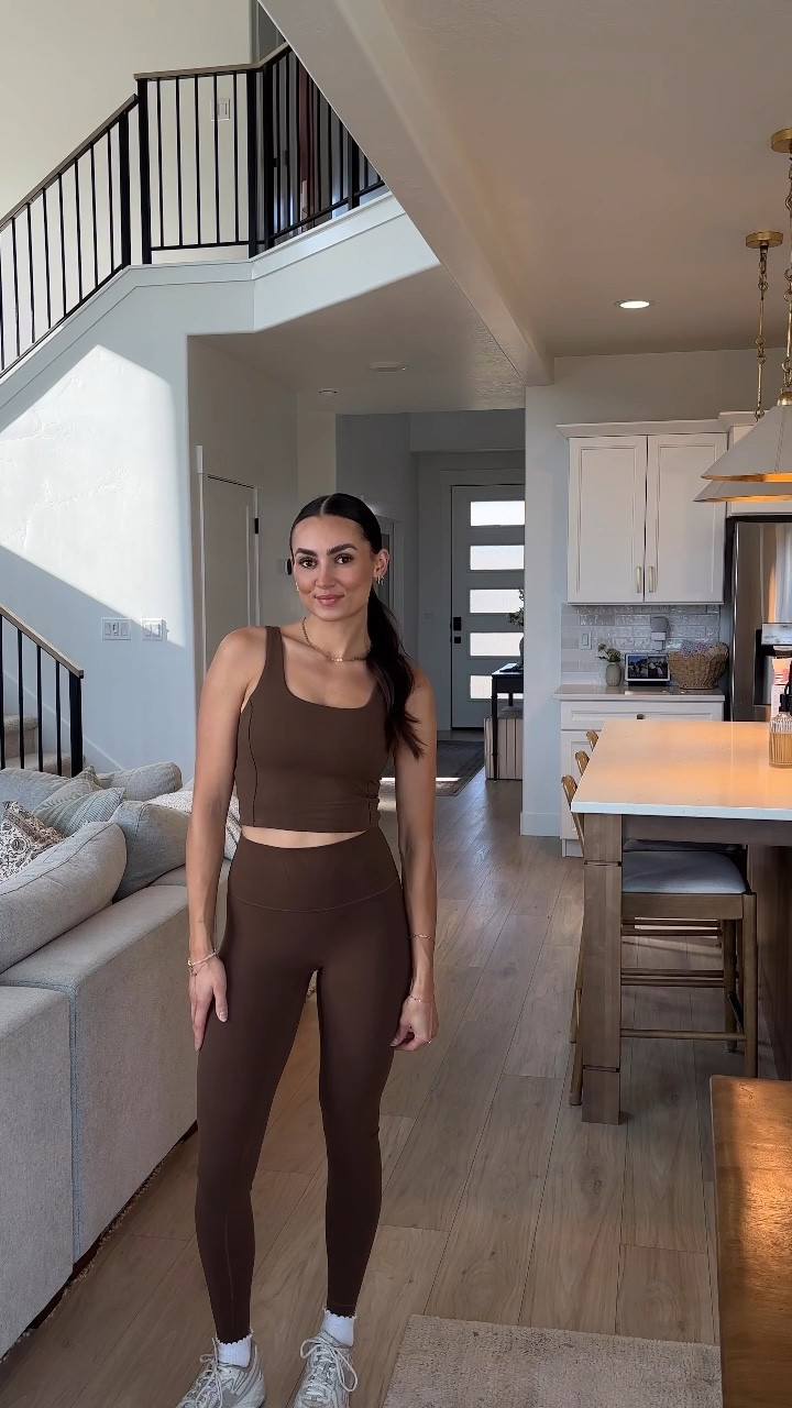 This set is SO GOOD! Use code Abbie20off for 20% off @colorfulkoala #activewear #workoutset 

#LTKFallSale #LTKStyleTip #LTKSaleAlert