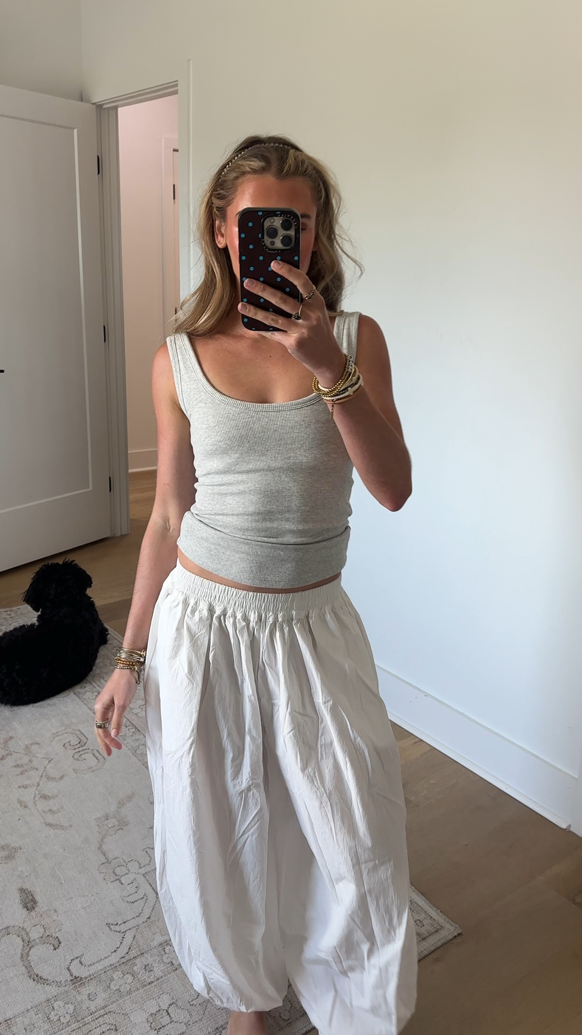 @Pistola Denim size xs Liya brings sculptural volume to the everyday pant. The oversized balloon shape creates dimension, grounded by a cropped inseam and softly gathered elastic hem. An elastic waistband adds relaxed functionality and all-day comfort in a lightweight Le Blanc poplin.

#LTKootd #LTKSeasonal #LTKdayinmylife
