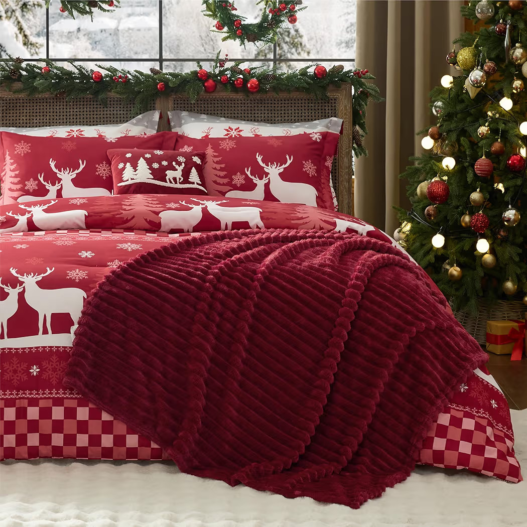 Bedsure Christmas Queen Comforter Set - 5 Pieces Christmas Queen Bedding Set, Bed in a Bag with 1... | Amazon (US)