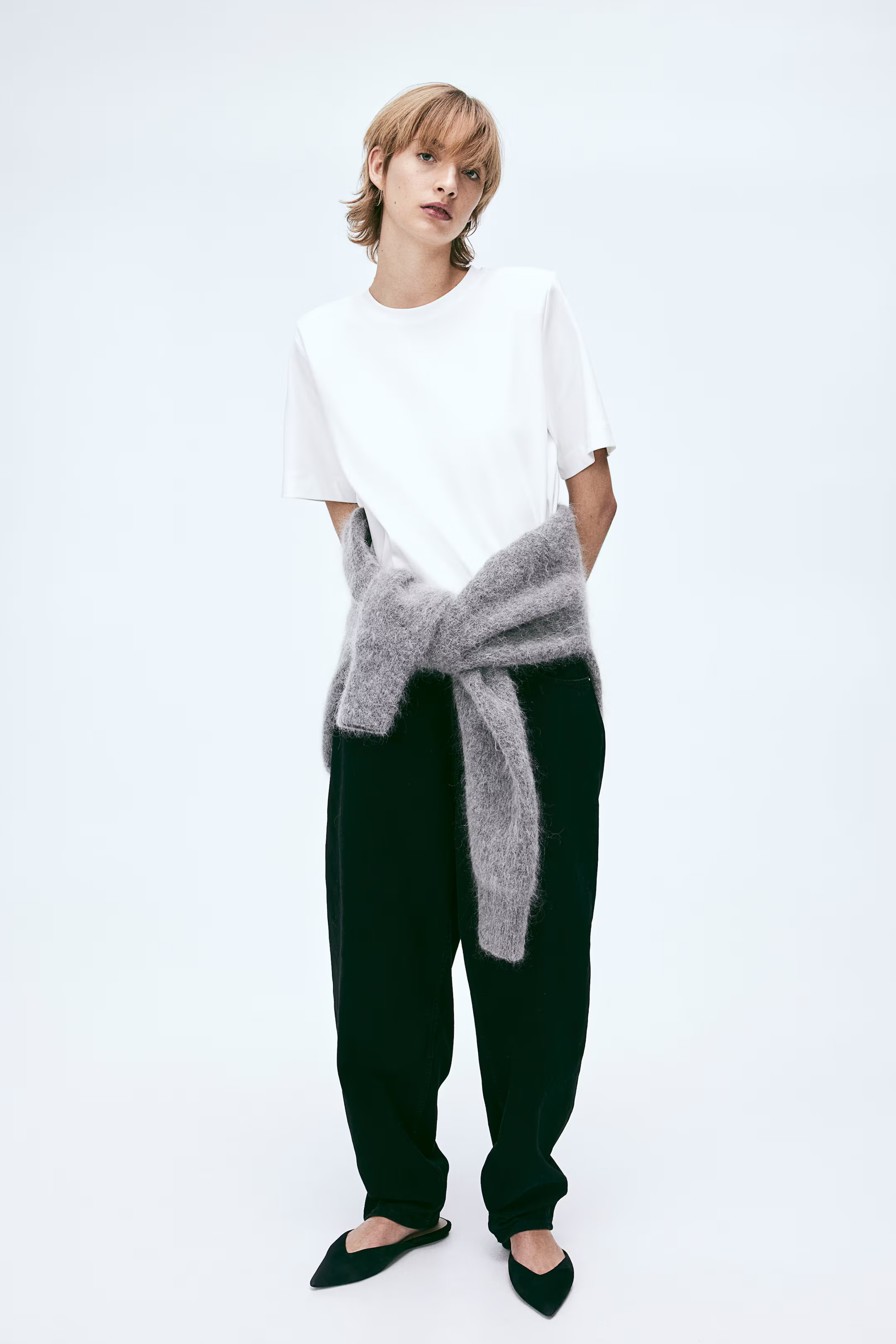 Tapered Regular Jeans - Regular waist - Long - Black - Ladies | H&M GB | H&M (UK, MY, IN, SG, PH, TW, HK)