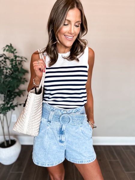 ✨ 10 Days of Minimalist Outfit Ideas for Summer: DAY 9

Top(S) 
Shorts (4, but need a size smaller) - check sizing guide 


#LTKsalealert #LTKitbag #LTKstyletip