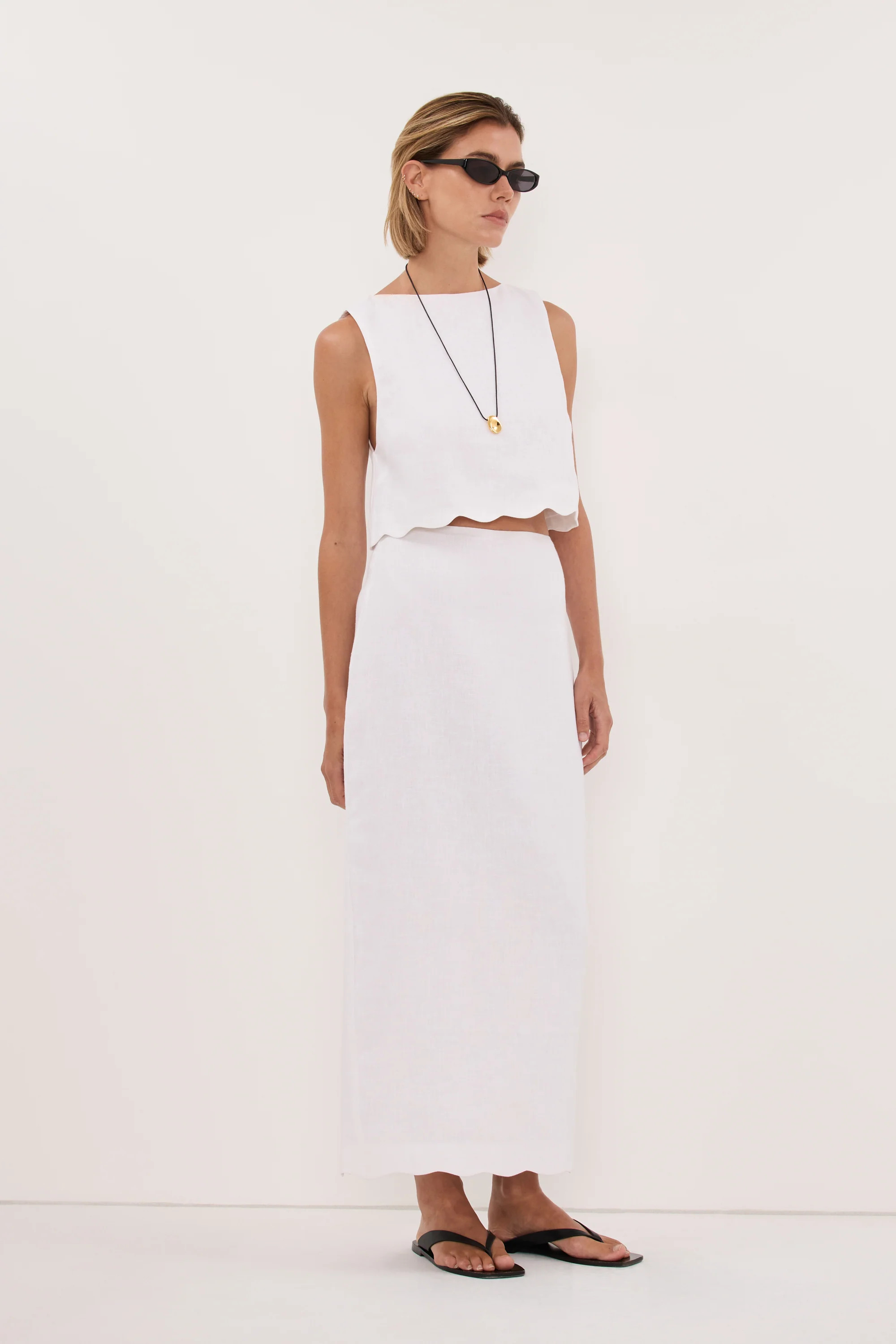 LELA WHITE LINEN MIDI SKIRT | DISSH