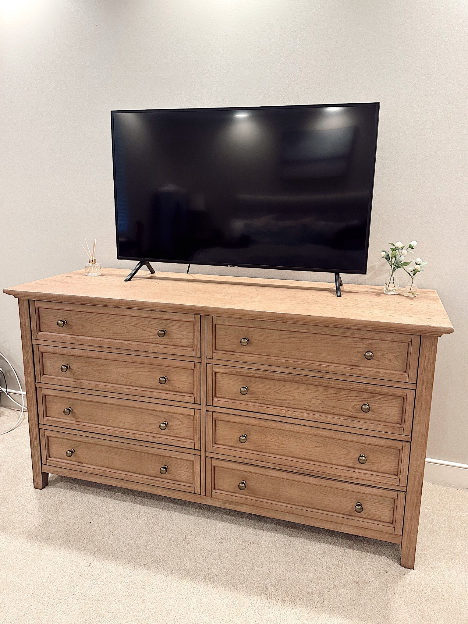 Pottery Barn dresser! 

Bedroom furniture, bedroom refresh



#LTKHome