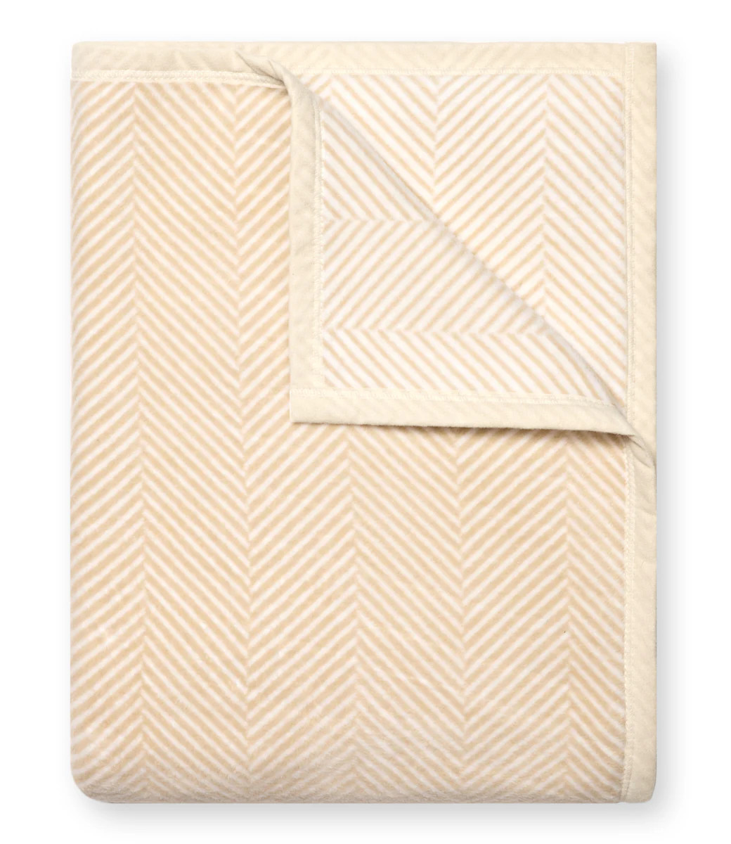 Harborview Herringbone Cream Blanket | ChappyWrap