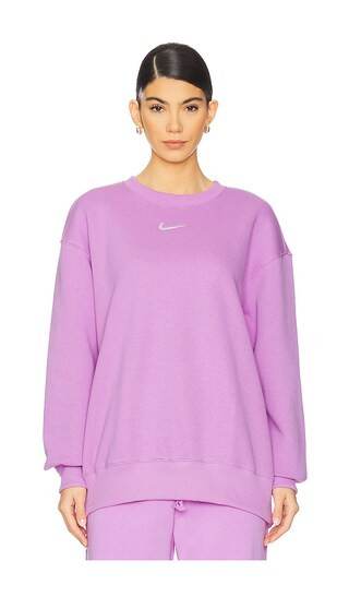 Nike | Revolve Clothing (Global)