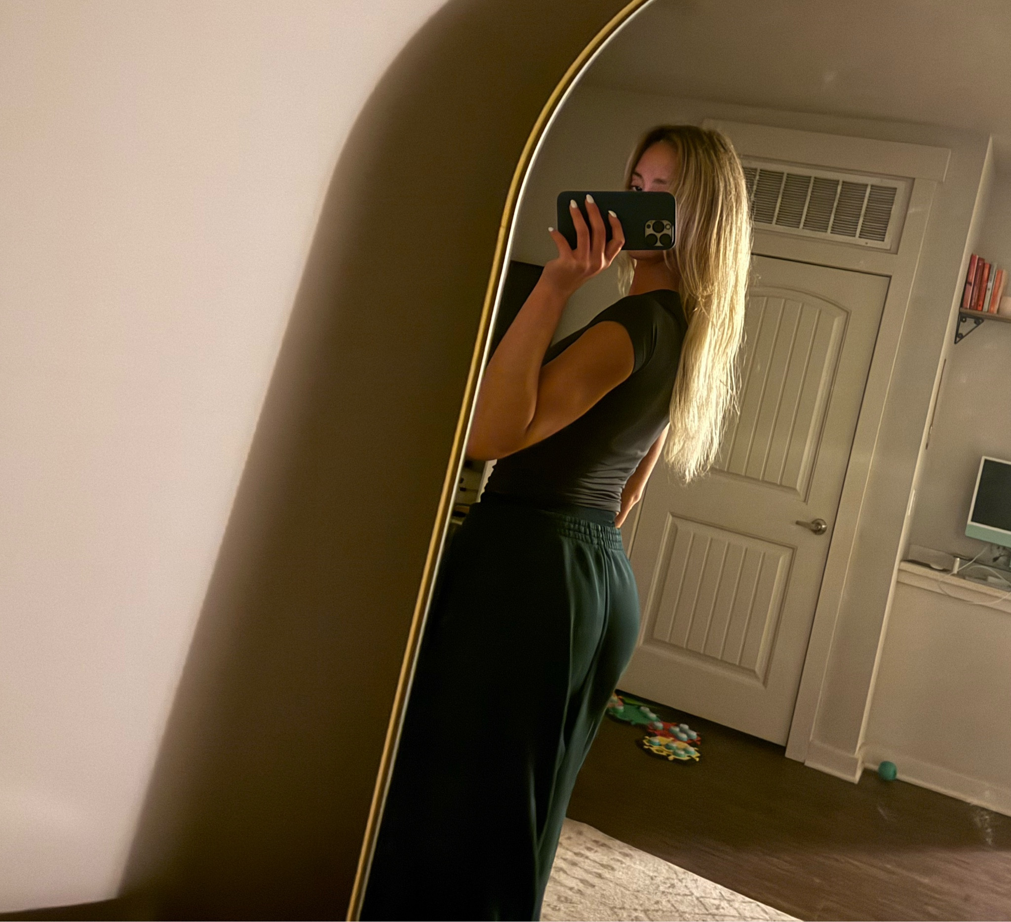 Skims all fall & winter. Both sweats from there are my fav by far and the fits everybody shirts are so buttery soft 

#LTKStyleTip #LTKSeasonal #LTKCyberWeek