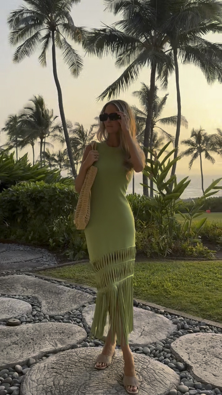 Vacation mode: ON! 🏝️☀️👙🌺🕶️Everything I’m wearing is from Saks! You can shop my entire look here! @Saks #Saks #SaksPartner @shop.ltk #liketkit

#LTKWatchNow #LTKSwim #LTKSeasonal