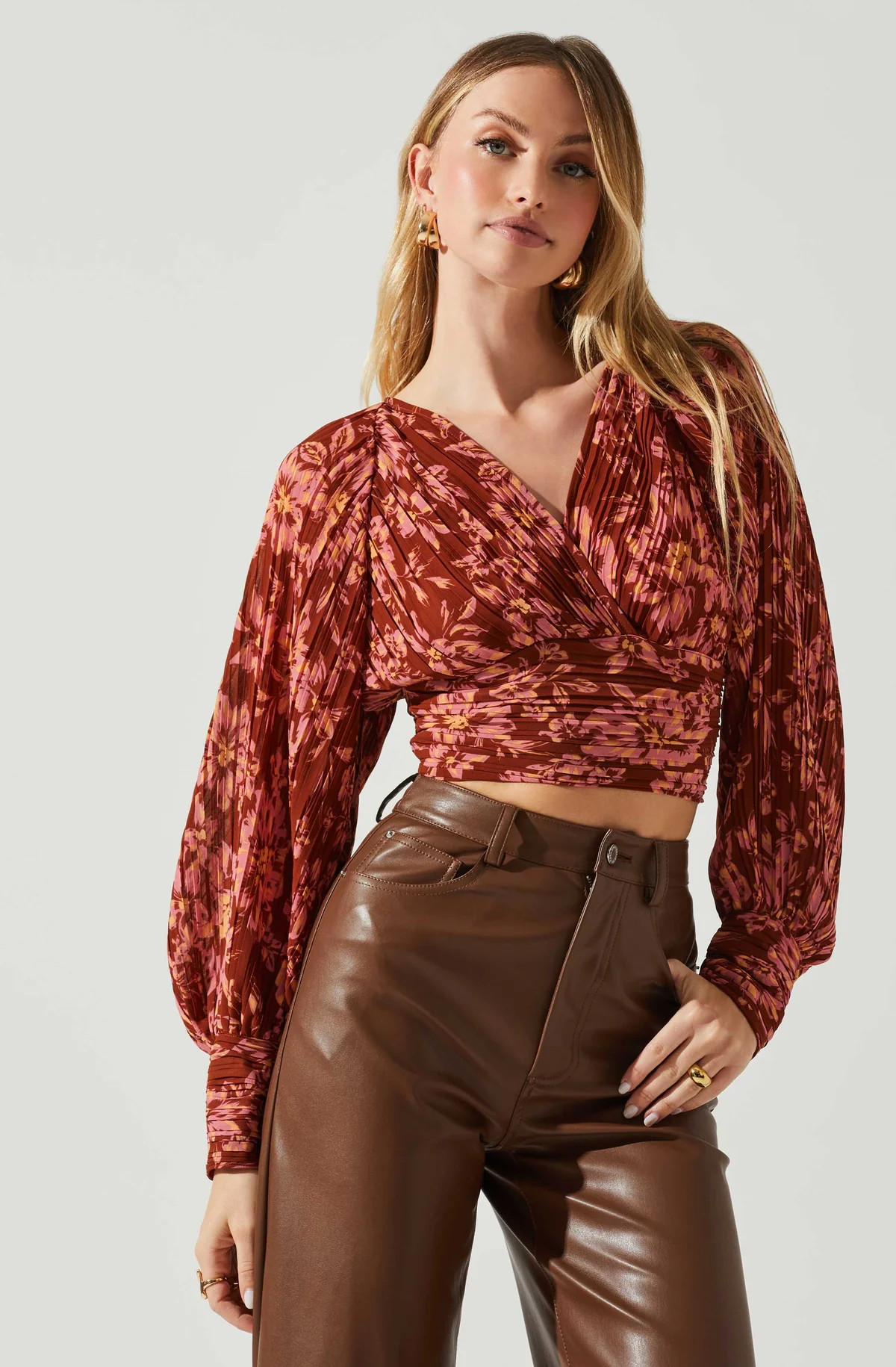 Pernilla Pleated Floral Puff Sleeve Top | ASTR The Label (US)
