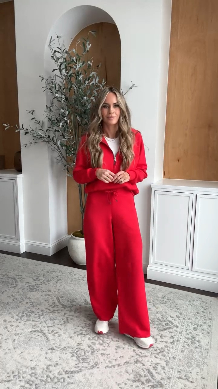 My favorite travel set of all time - comes in so many colors, length options, and the material is unmatched!

#airportoutfit #traveloutfits

#LTKootd #LTKmomlife #LTKgrwm