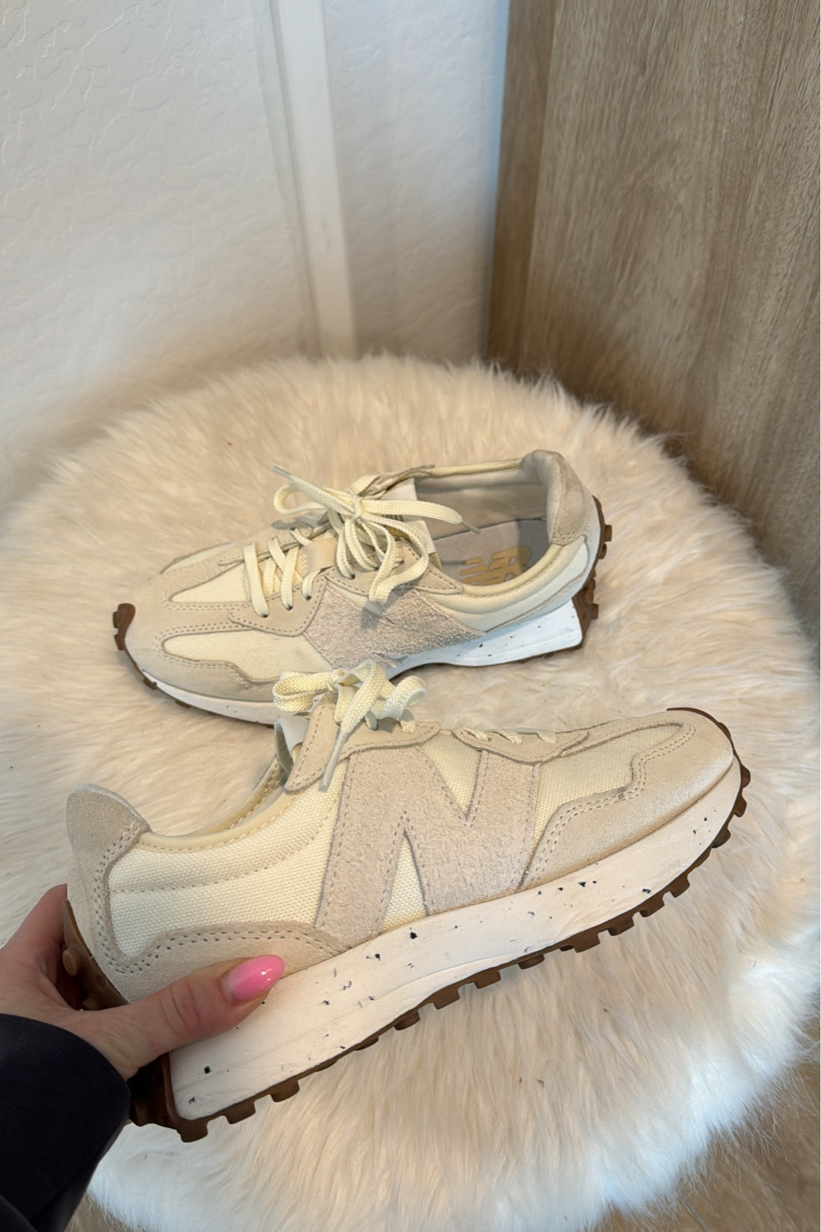 Perfect neutral sneakers - still in stock and runs true to size  

#LTKShoeCrush #LTKFindsUnder100 #LTKStyleTip