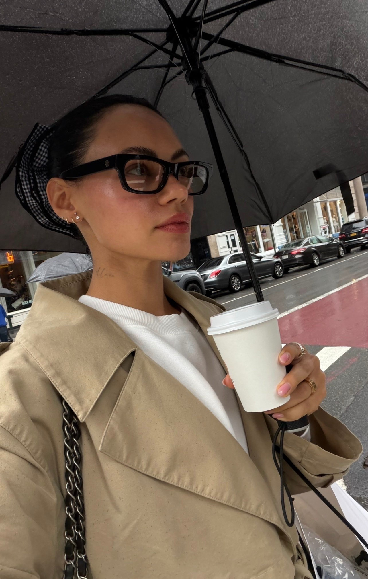 heaven mayhem black sunnies, Joe’s jeans trench coat, the hair edit scrunchie

#LTKdayinmylife #LTKselfcare #LTKTravel