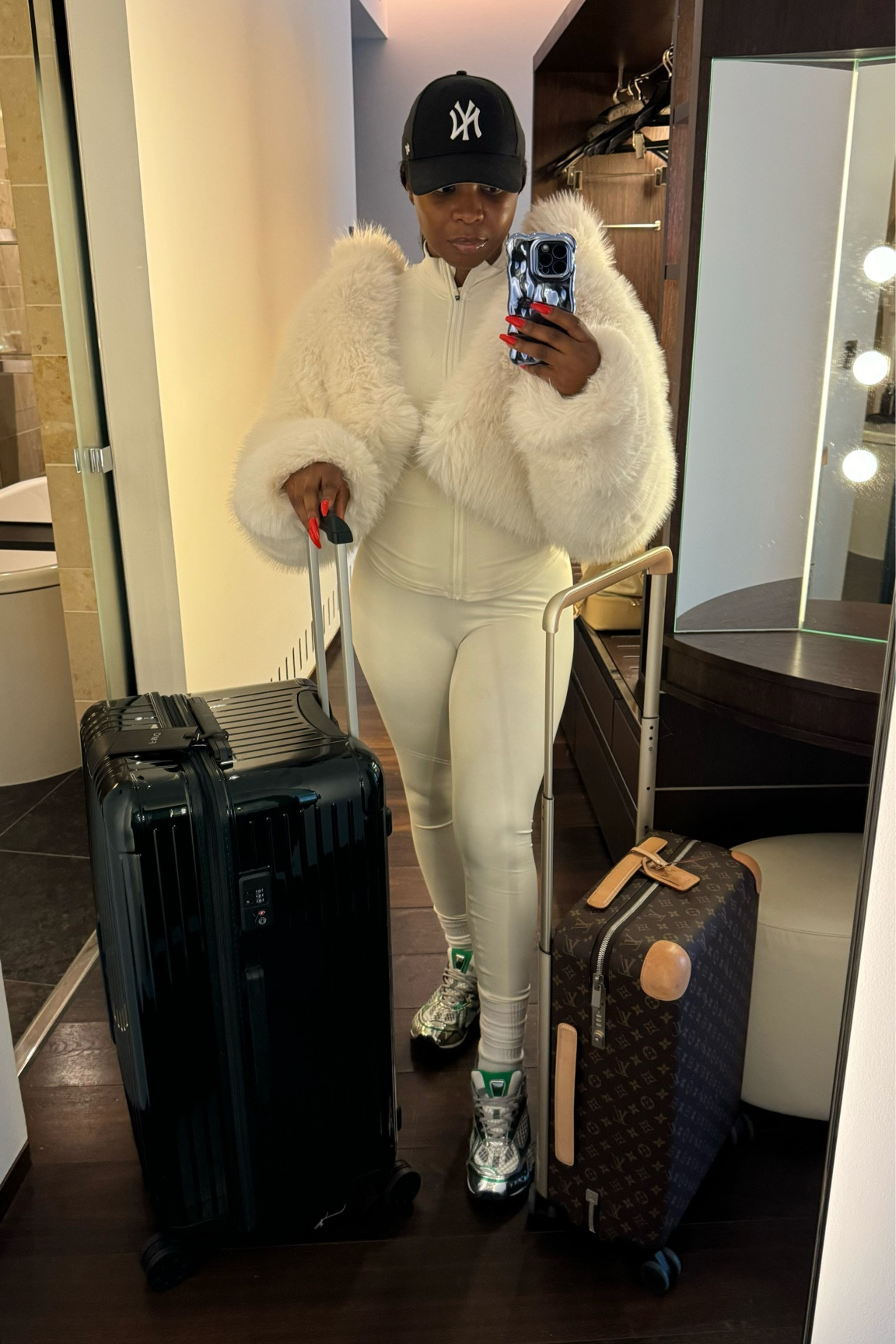 Travel essentials 🧳